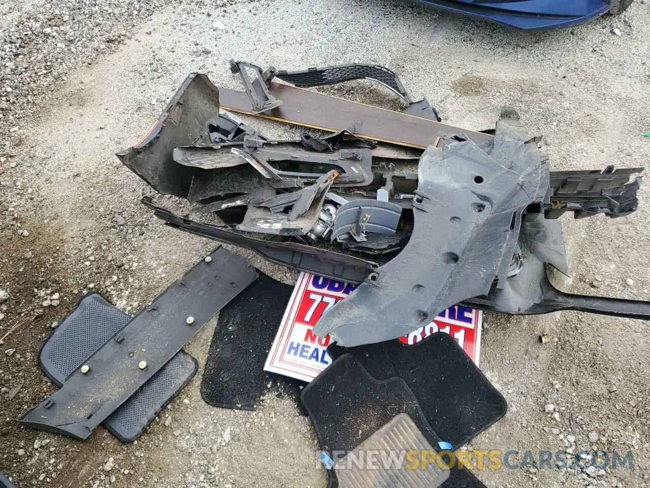 12 Photograph of a damaged car 2C3CCAEG5KH682649 CHRYSLER 300 2019