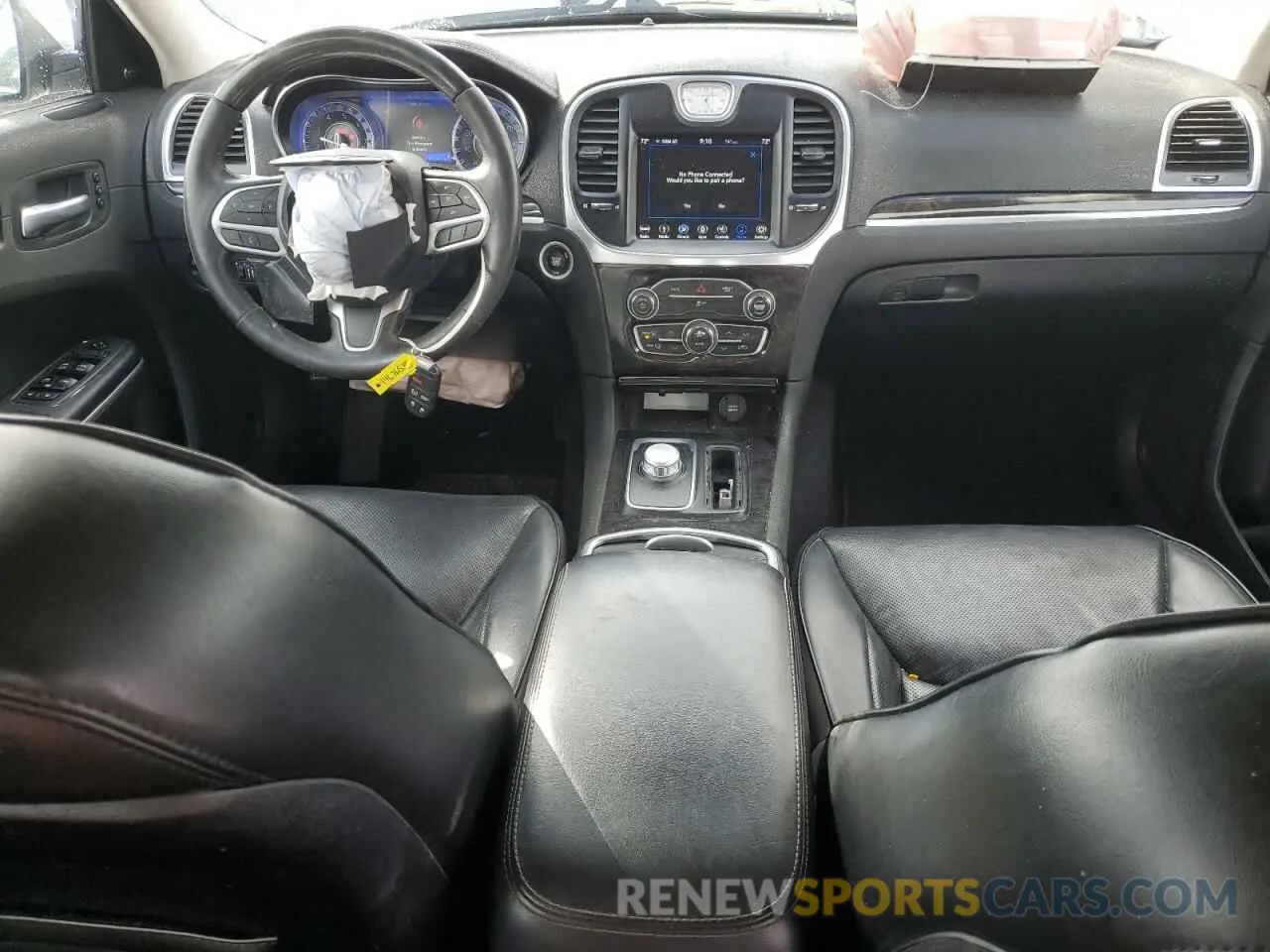 8 Photograph of a damaged car 2C3CCAEG5KH698138 CHRYSLER 300 2019