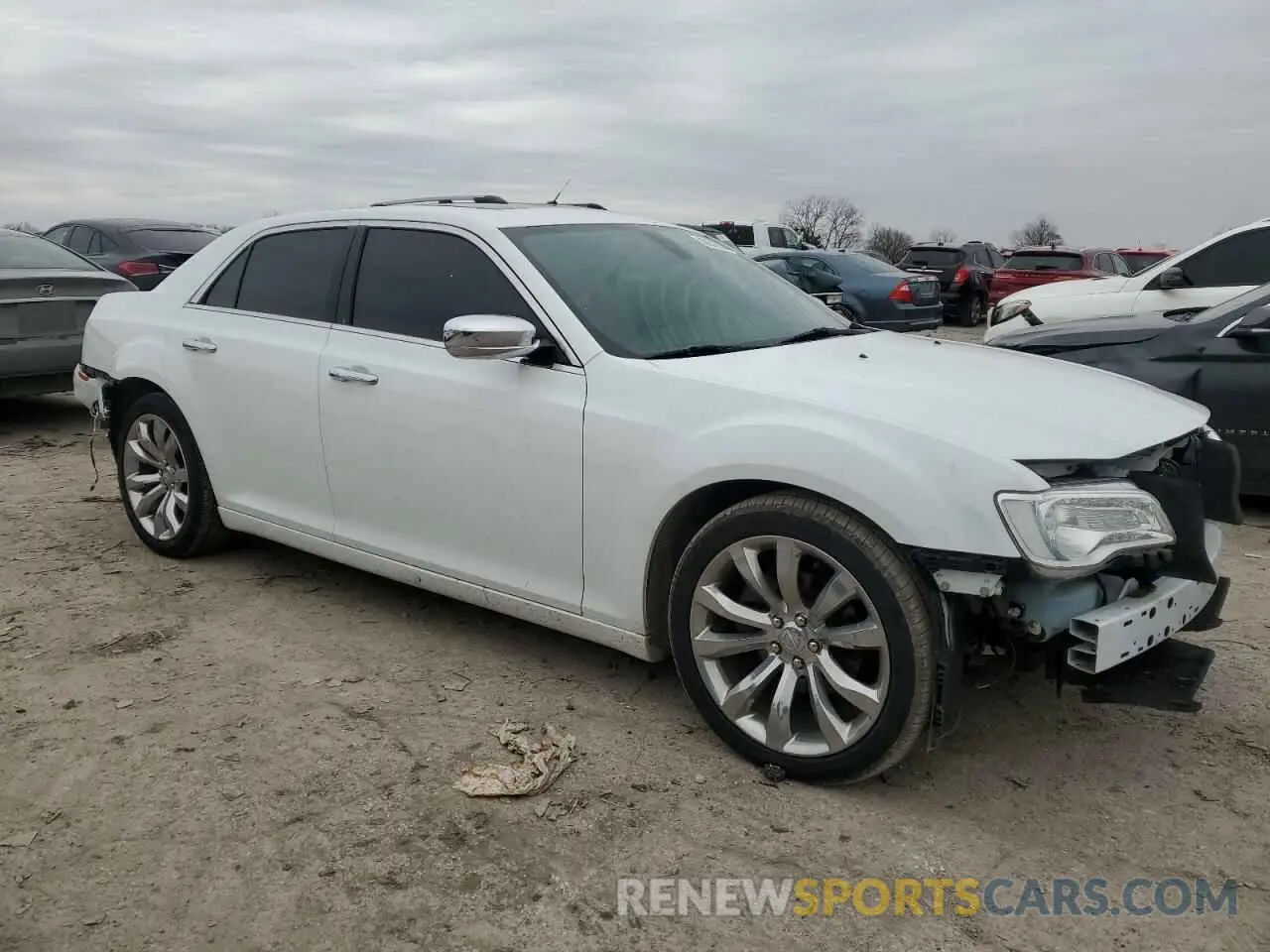 4 Photograph of a damaged car 2C3CCAEG6KH609791 CHRYSLER 300 2019