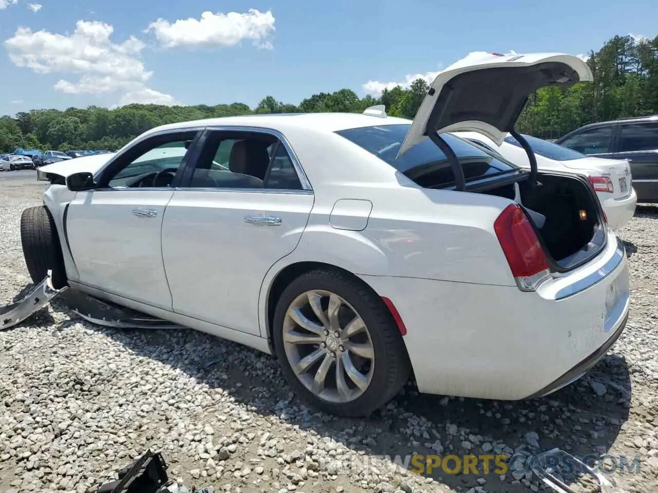 2 Photograph of a damaged car 2C3CCAEG7KH573285 CHRYSLER 300 2019