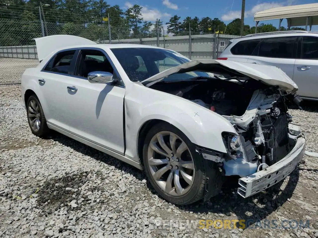 4 Photograph of a damaged car 2C3CCAEG7KH573285 CHRYSLER 300 2019