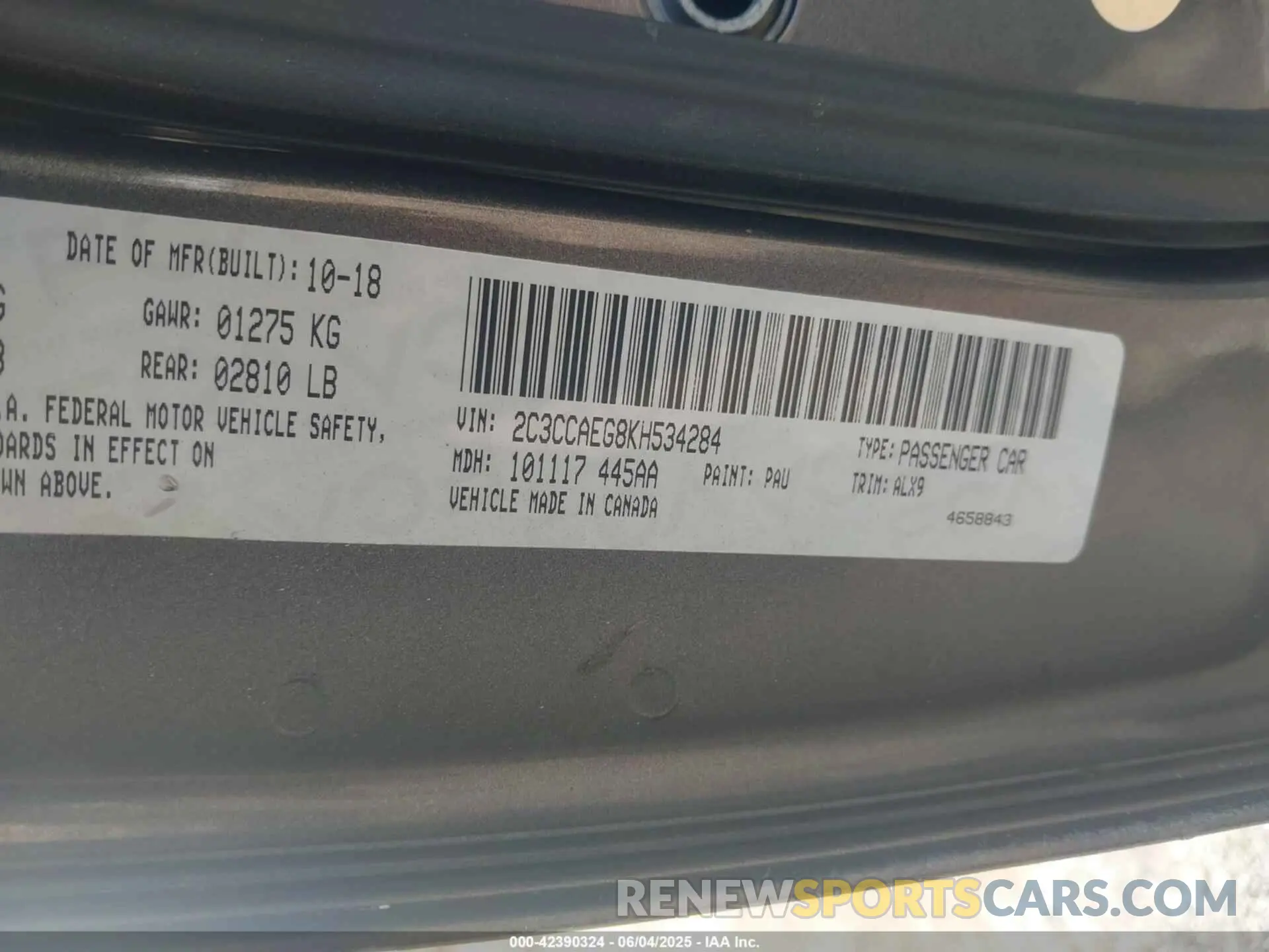 9 Photograph of a damaged car 2C3CCAEG8KH534284 CHRYSLER 300 2019