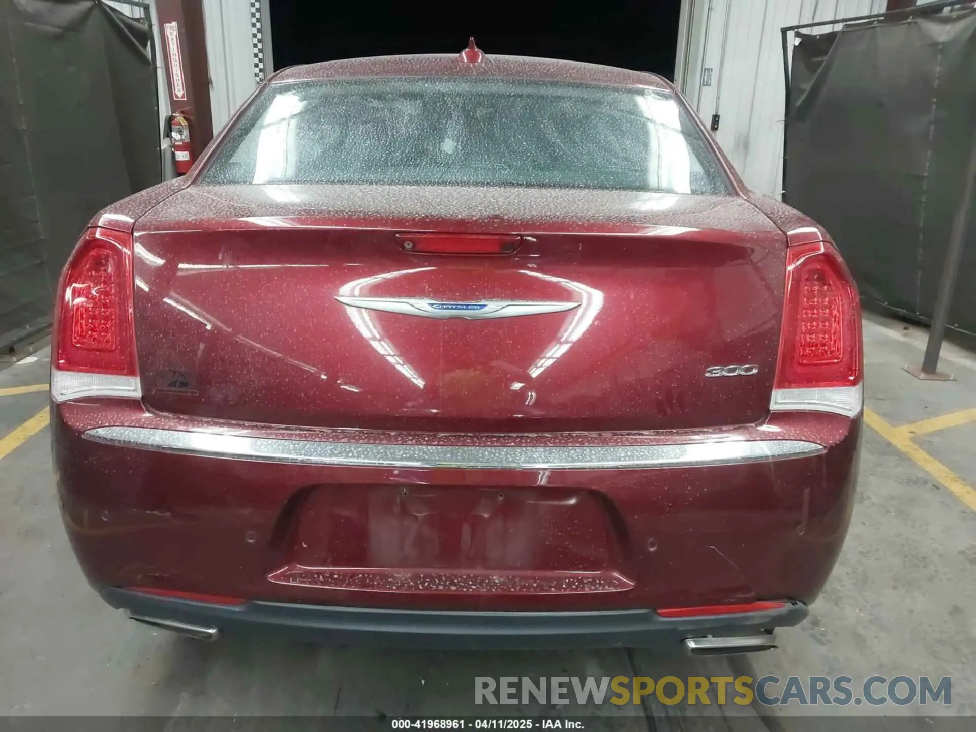 16 Photograph of a damaged car 2C3CCAEG8KH722545 CHRYSLER 300 2019