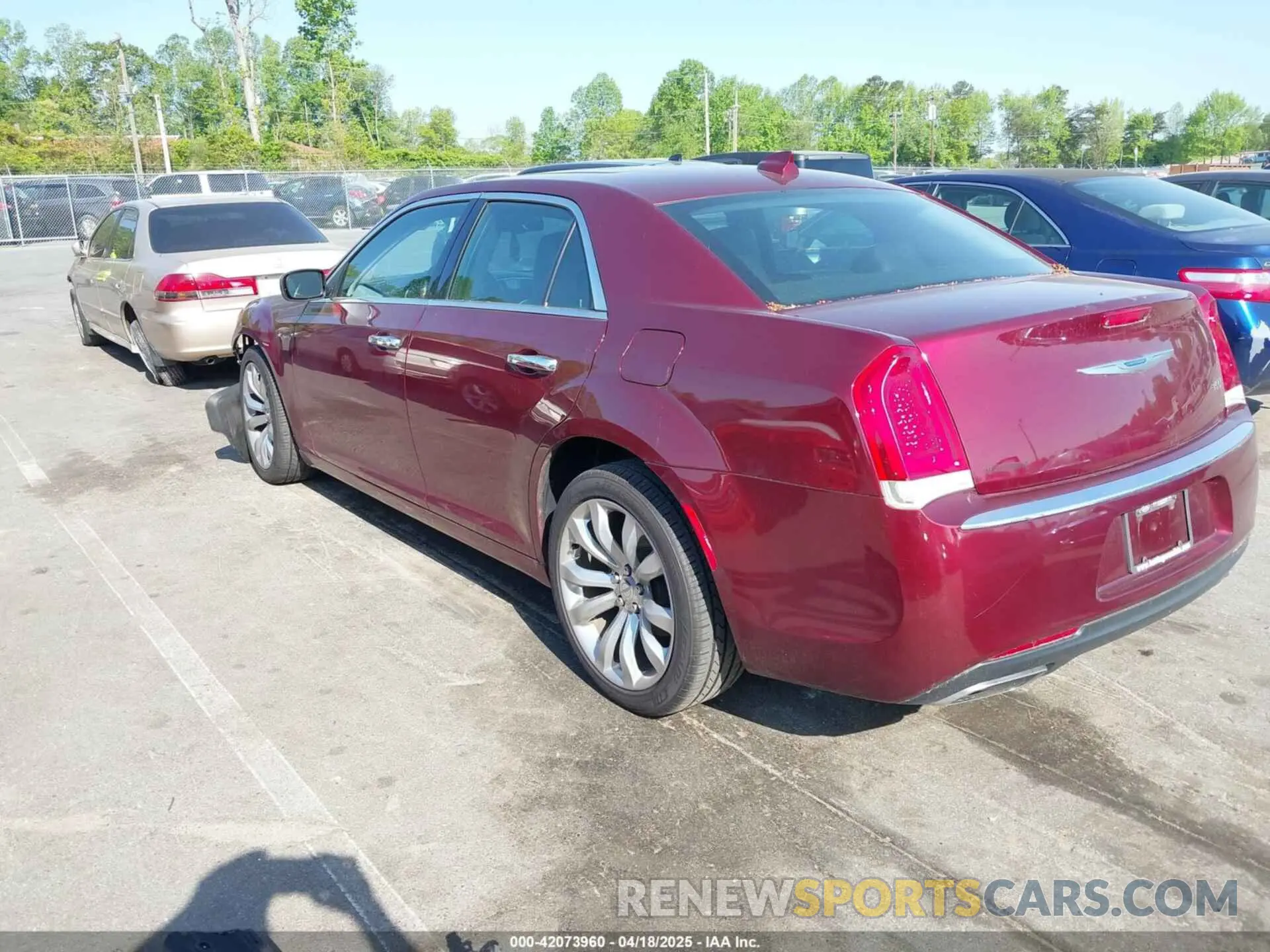 3 Photograph of a damaged car 2C3CCAEG9KH631199 CHRYSLER 300 2019