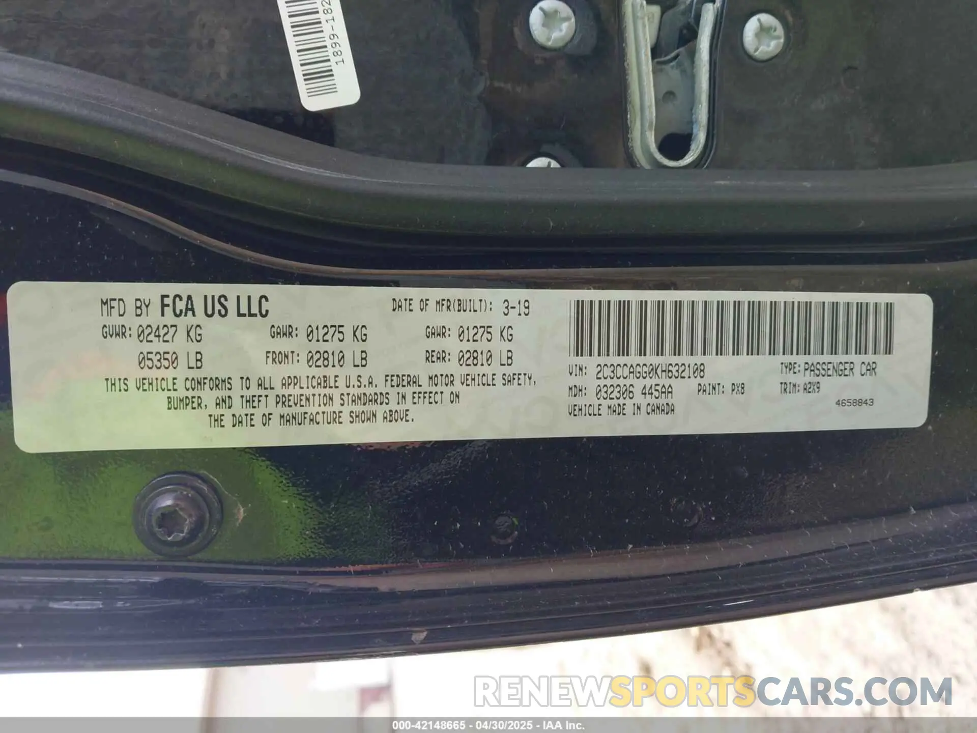 9 Photograph of a damaged car 2C3CCAGG0KH632108 CHRYSLER 300 2019