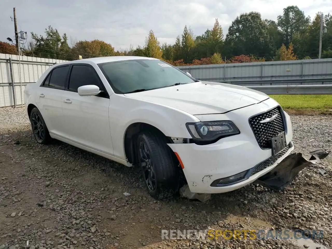 4 Photograph of a damaged car 2C3CCAGG2KH538294 CHRYSLER 300 2019