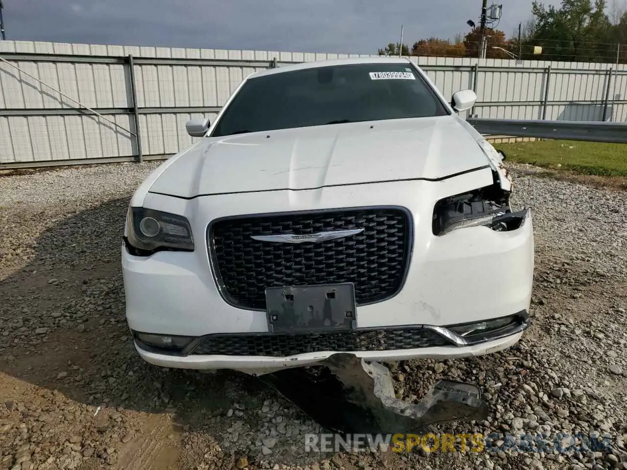 5 Photograph of a damaged car 2C3CCAGG2KH538294 CHRYSLER 300 2019
