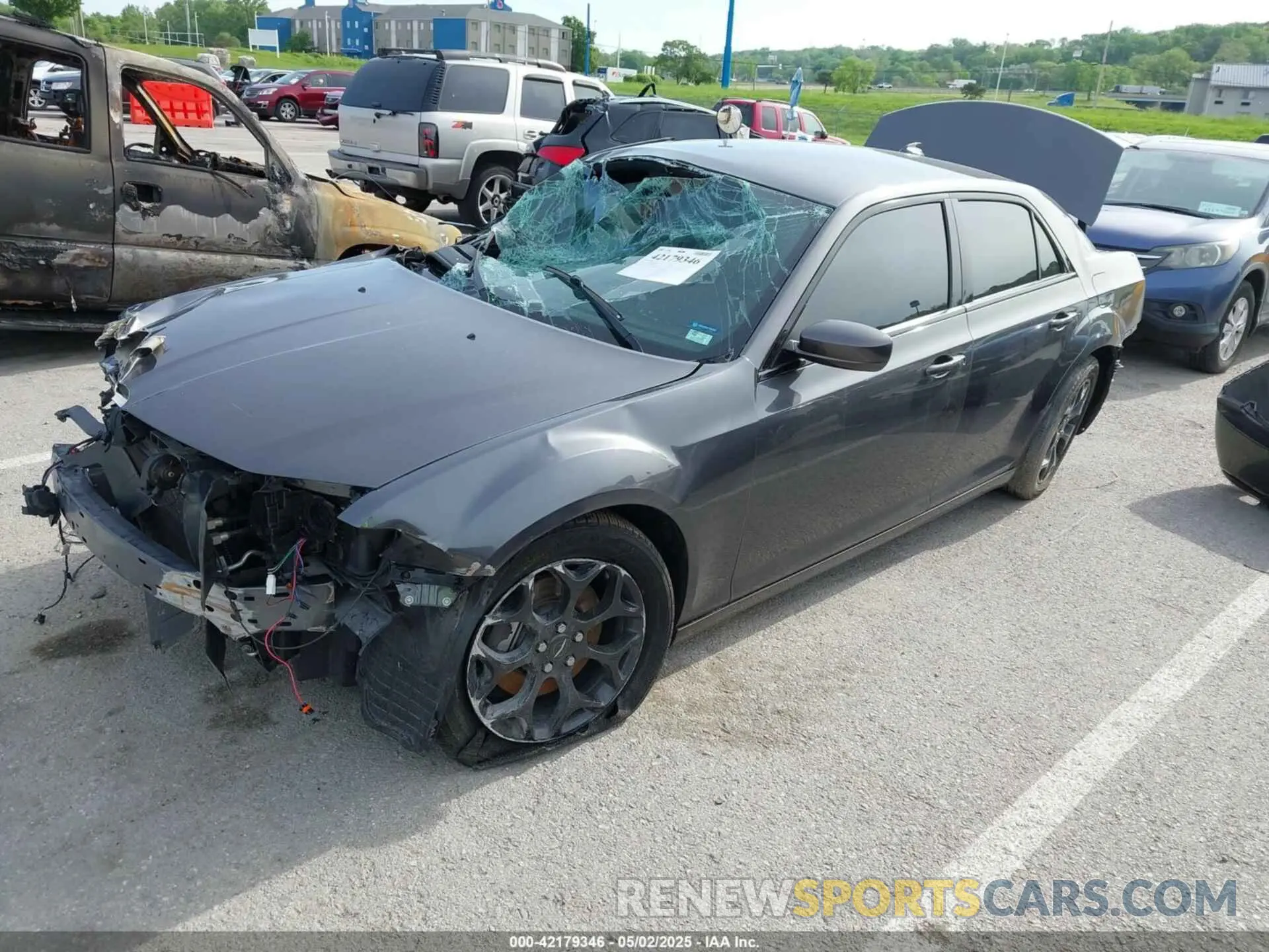 2 Photograph of a damaged car 2C3CCAGG3KH648934 CHRYSLER 300 2019