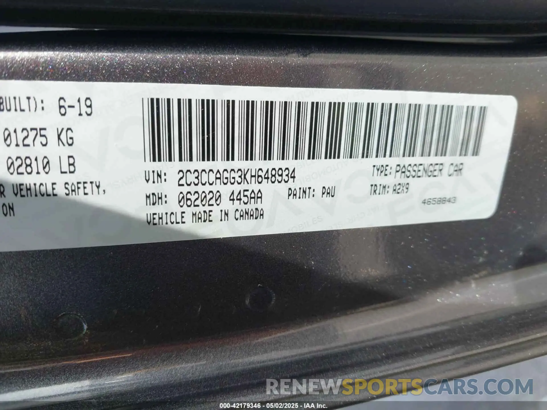 9 Photograph of a damaged car 2C3CCAGG3KH648934 CHRYSLER 300 2019