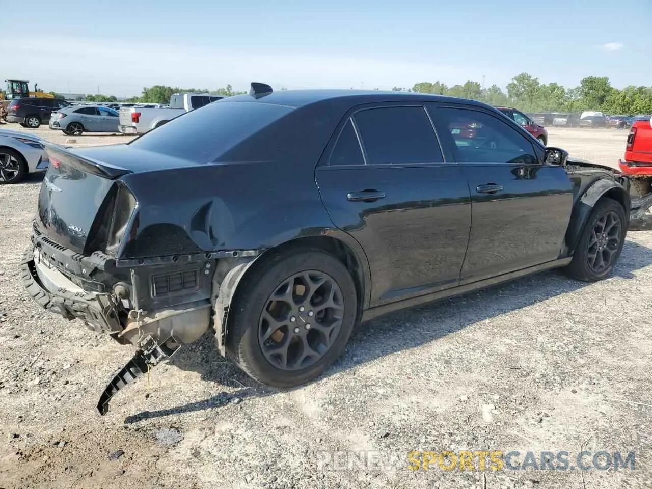 3 Photograph of a damaged car 2C3CCAGG7KH651562 CHRYSLER 300 2019