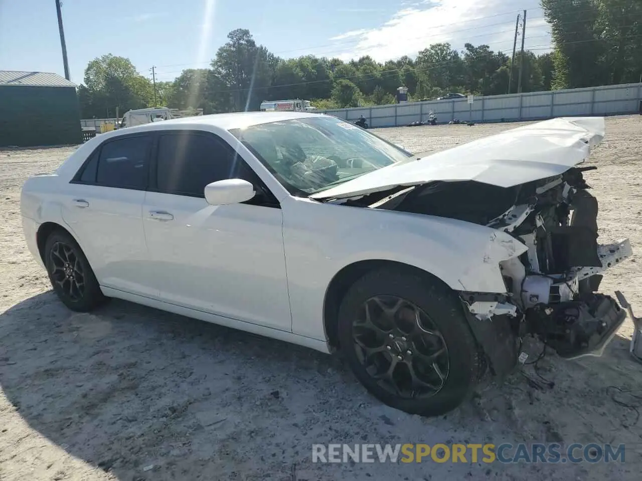 4 Photograph of a damaged car 2C3CCAGG9KH569347 CHRYSLER 300 2019