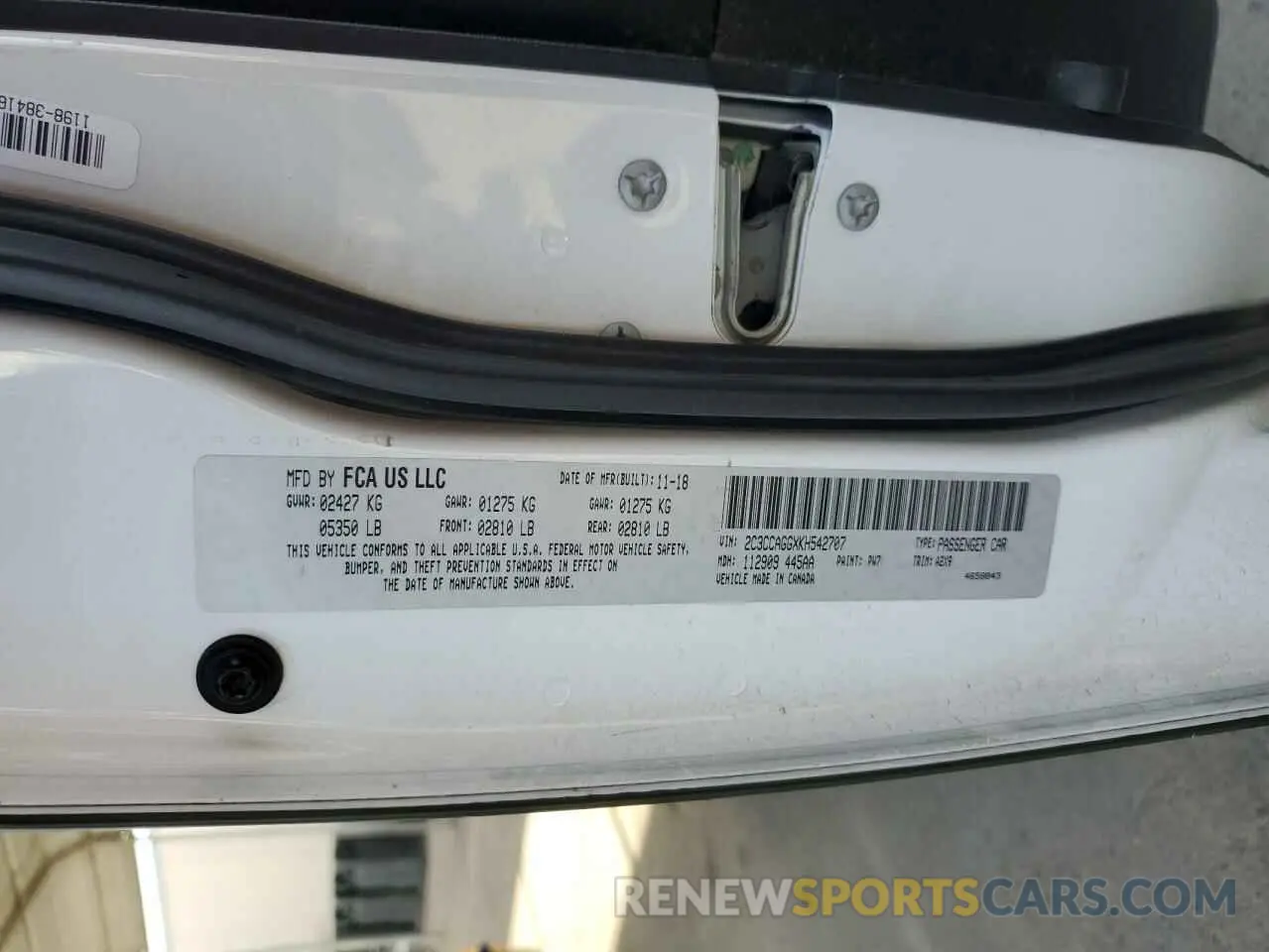 12 Photograph of a damaged car 2C3CCAGGXKH542707 CHRYSLER 300 2019