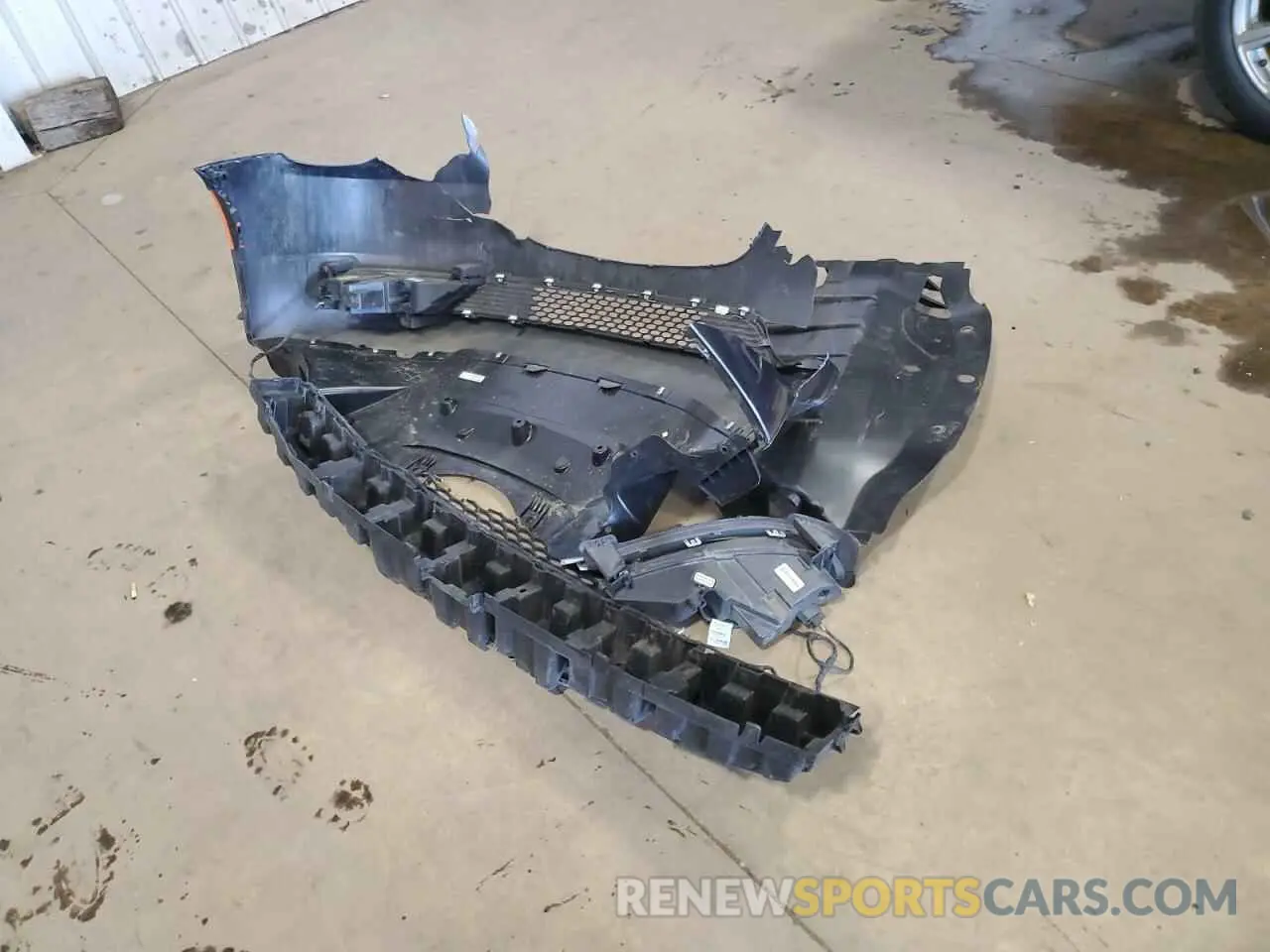 12 Photograph of a damaged car 2C3CCAKG0KH631628 CHRYSLER 300 2019