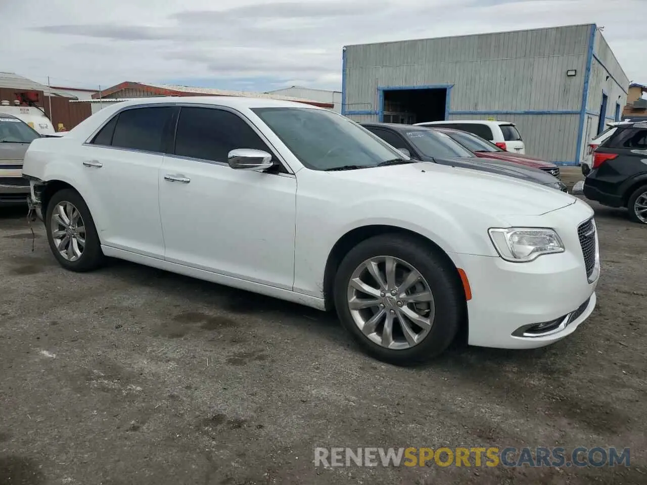 4 Photograph of a damaged car 2C3CCAKG2KH690874 CHRYSLER 300 2019