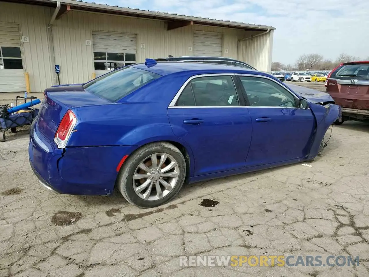 3 Photograph of a damaged car 2C3CCARG2KH556565 CHRYSLER 300 2019