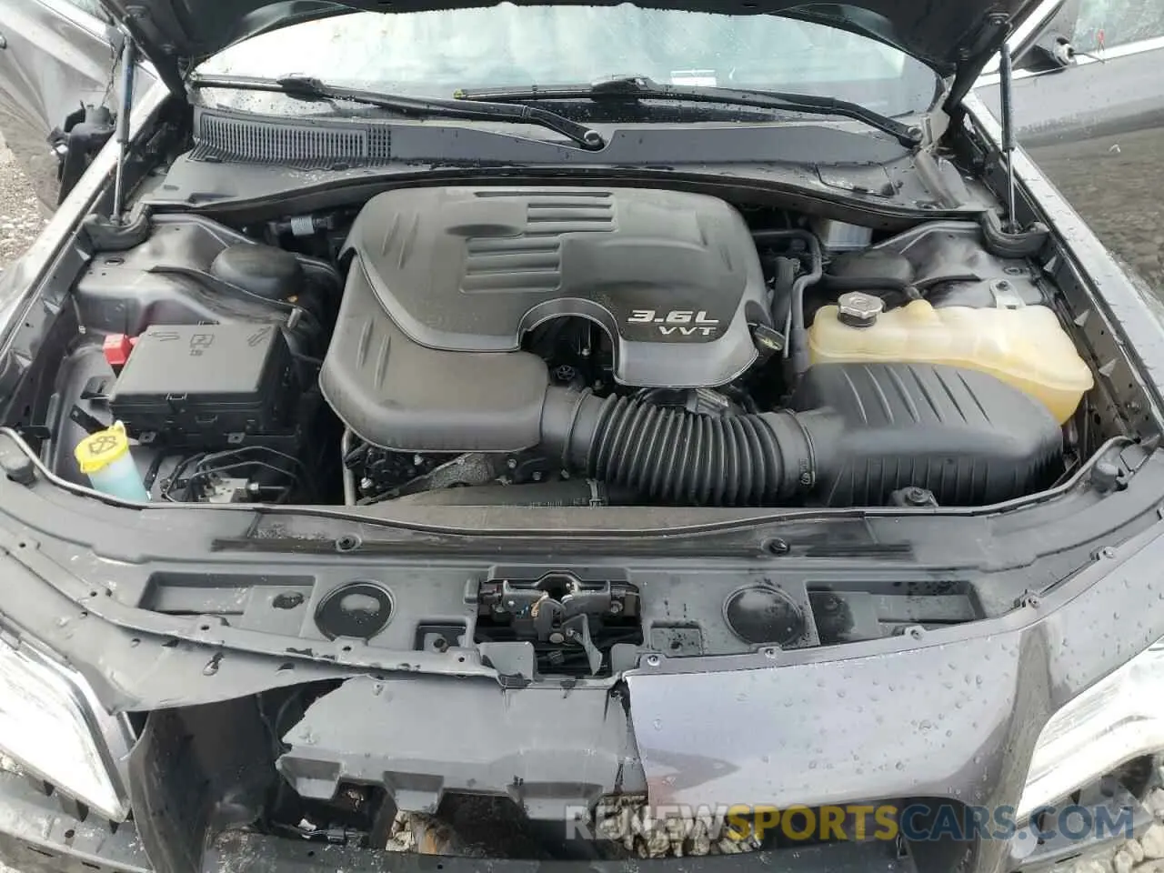 12 Photograph of a damaged car 2C3CCARG2KH714466 CHRYSLER 300 2019