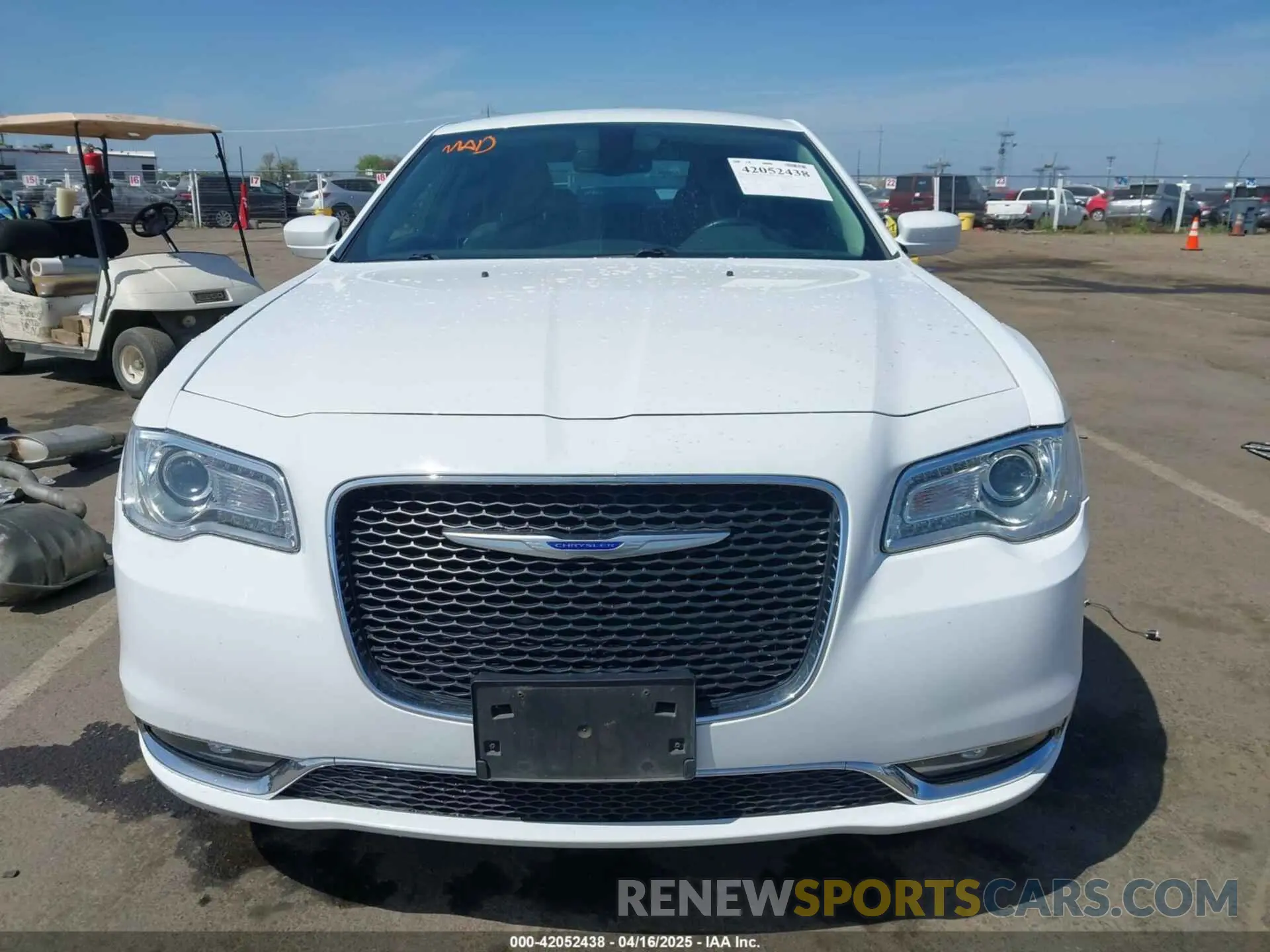 13 Photograph of a damaged car 2C3CCARG5KH578219 CHRYSLER 300 2019
