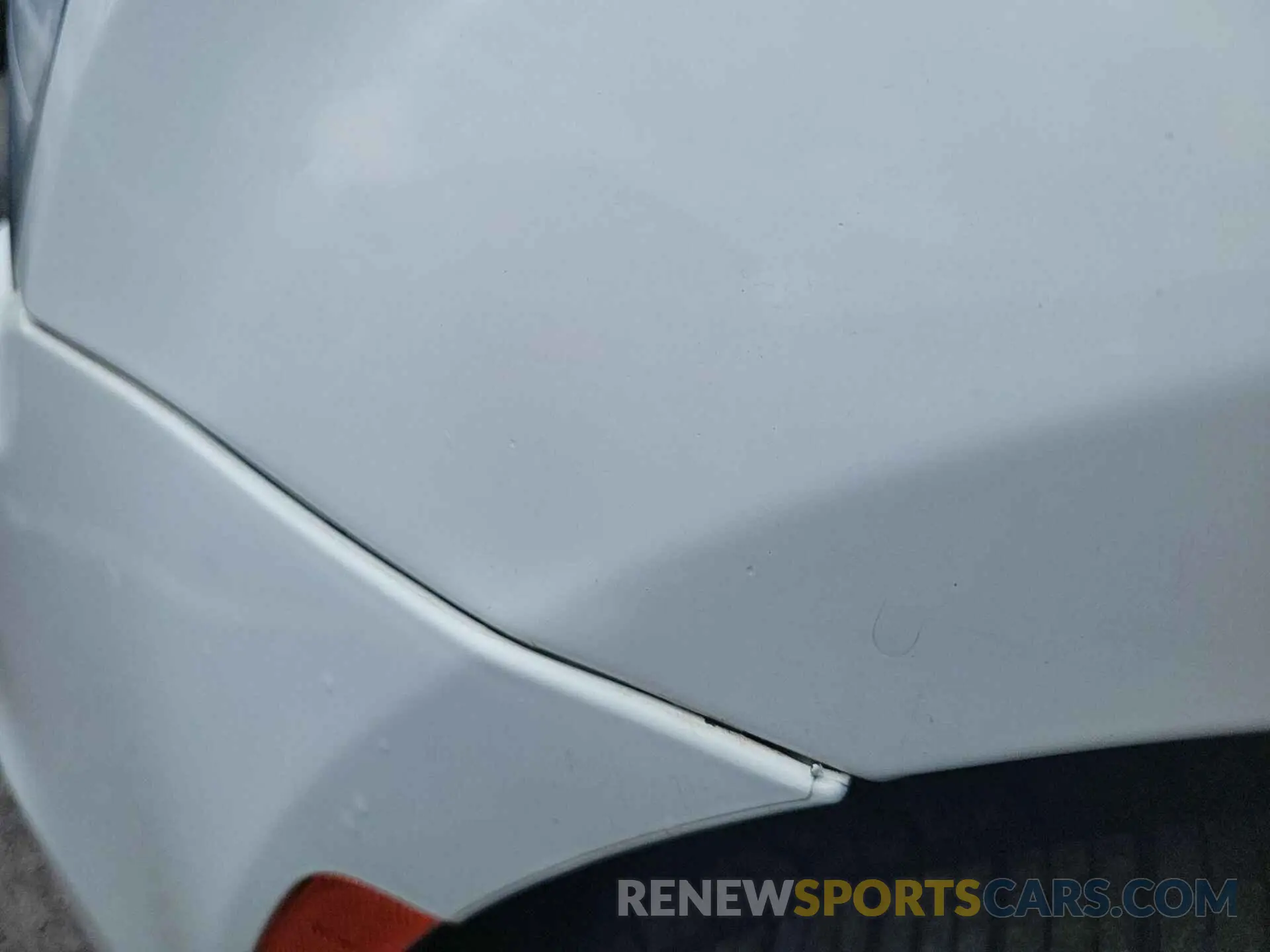 17 Photograph of a damaged car 2C3CCARG6KH618257 CHRYSLER 300 2019