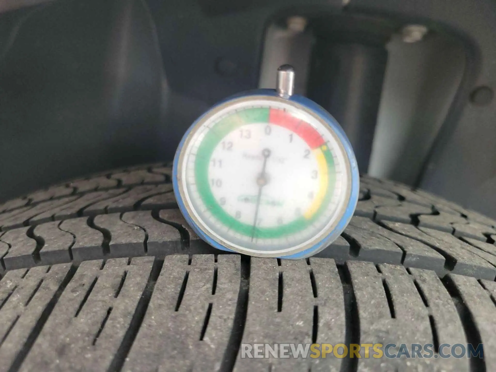 20 Photograph of a damaged car 2C3CCARG6KH618257 CHRYSLER 300 2019