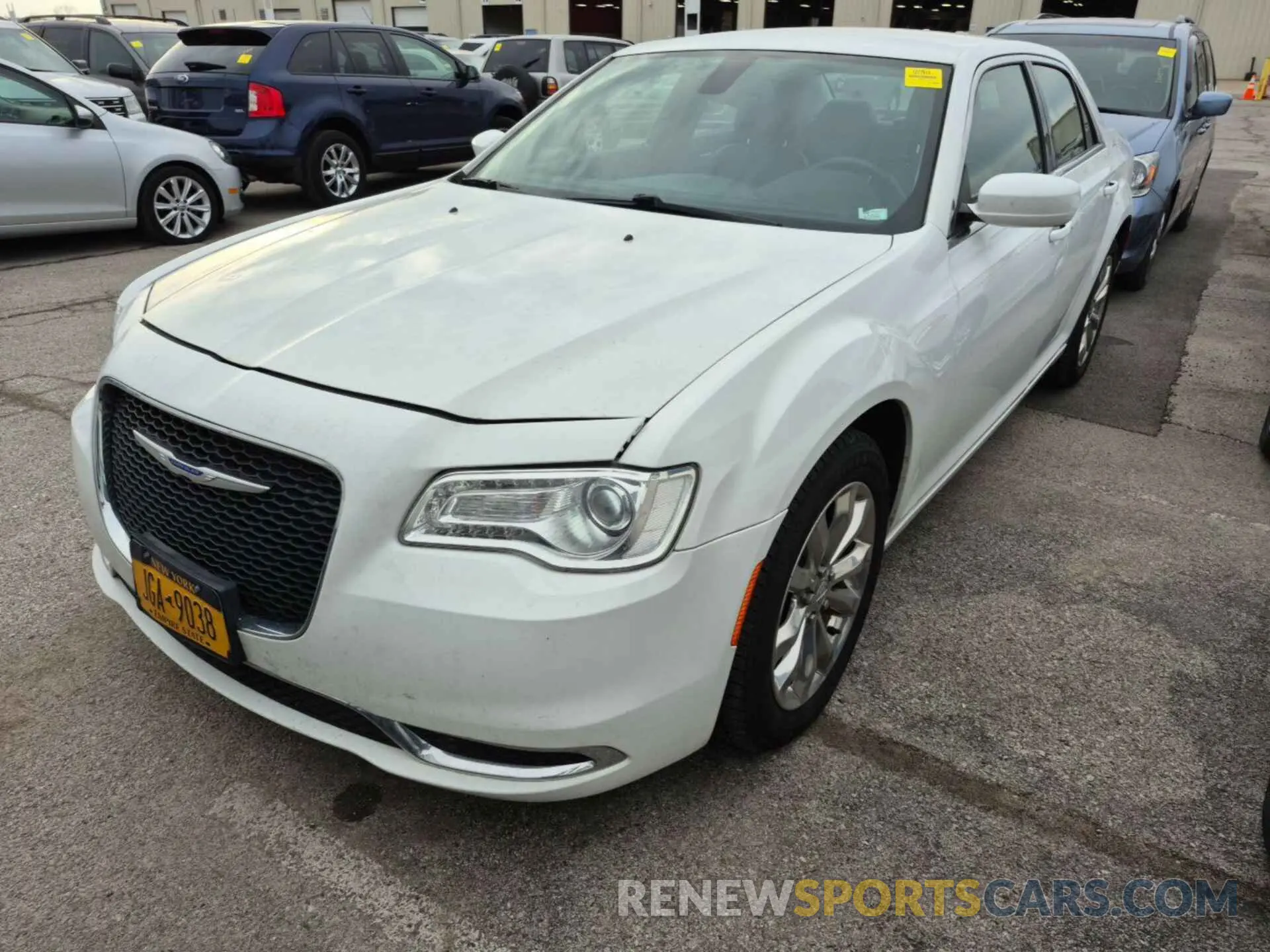 26 Photograph of a damaged car 2C3CCARG6KH618257 CHRYSLER 300 2019