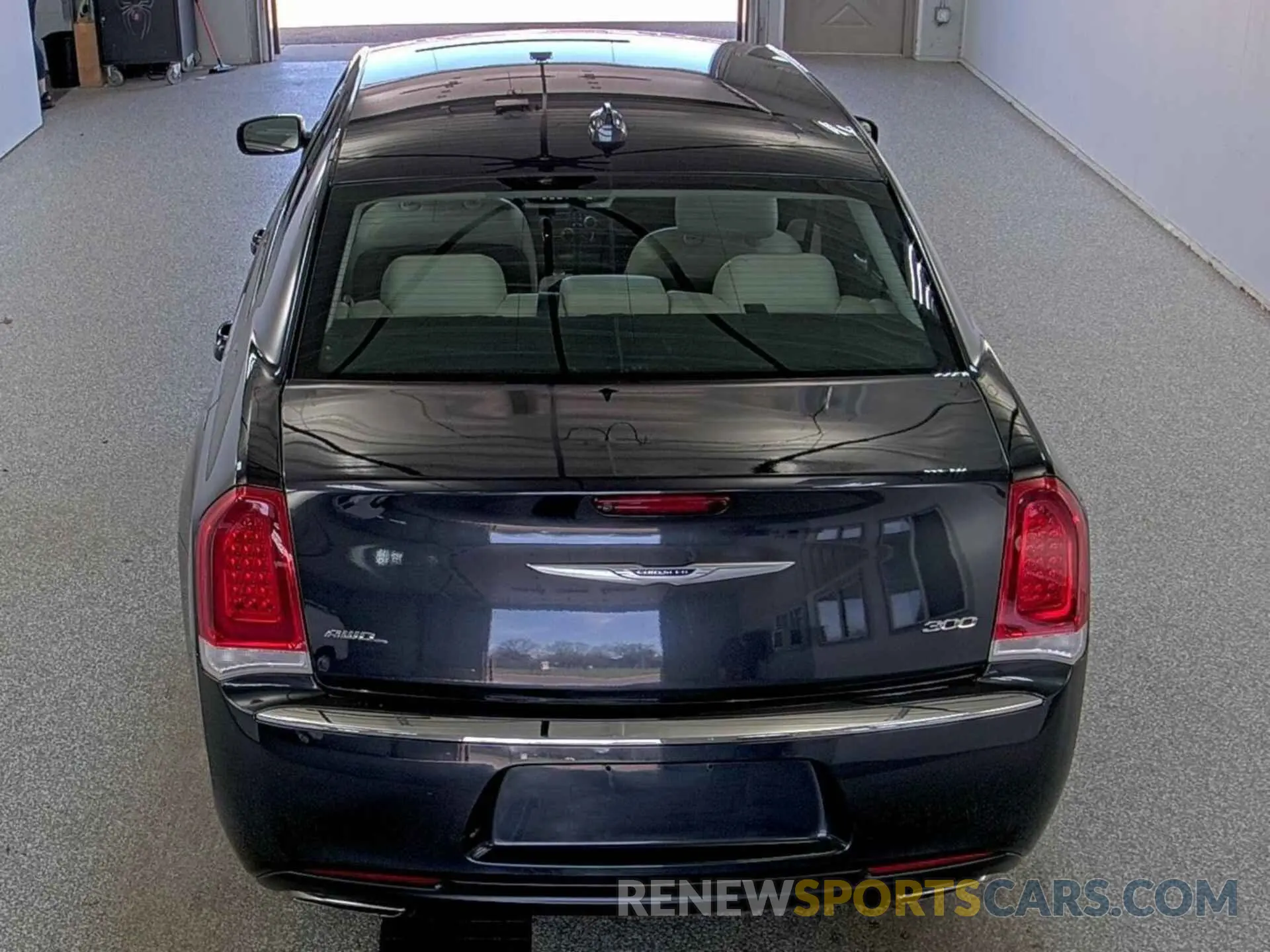 12 Photograph of a damaged car 2C3CCARG7KH556447 CHRYSLER 300 2019