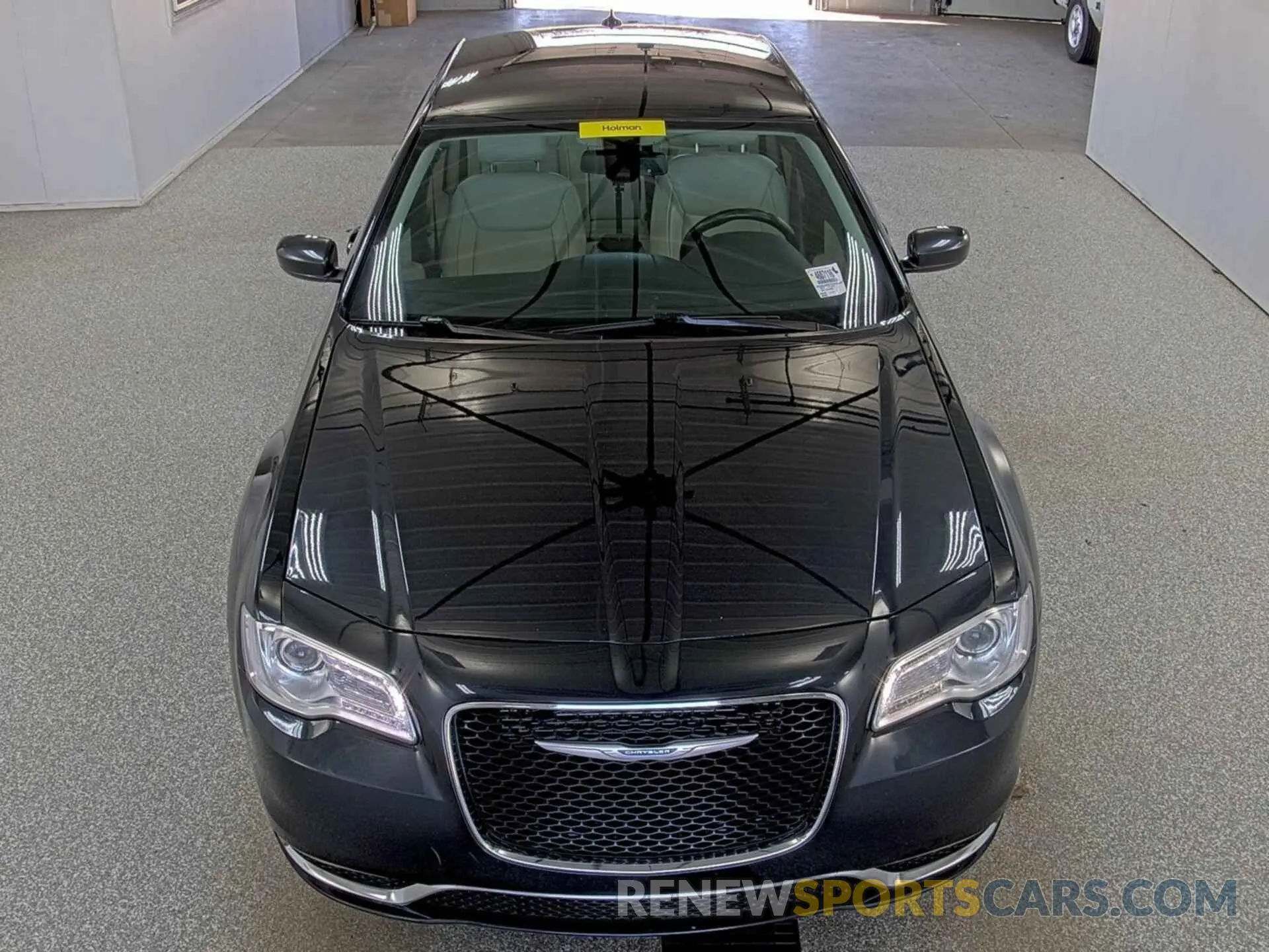 22 Photograph of a damaged car 2C3CCARG7KH556447 CHRYSLER 300 2019