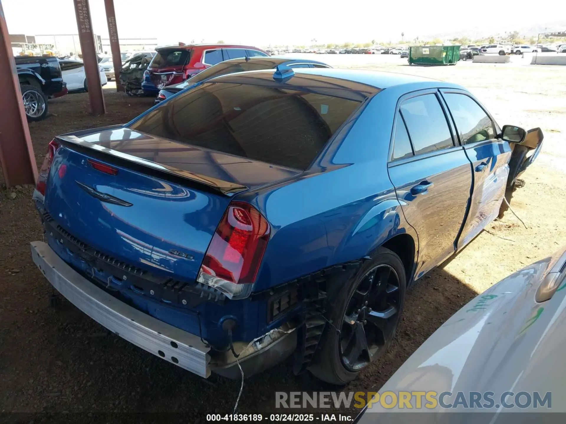 4 Photograph of a damaged car 2C3CCAAG0LH239333 CHRYSLER 300 2020