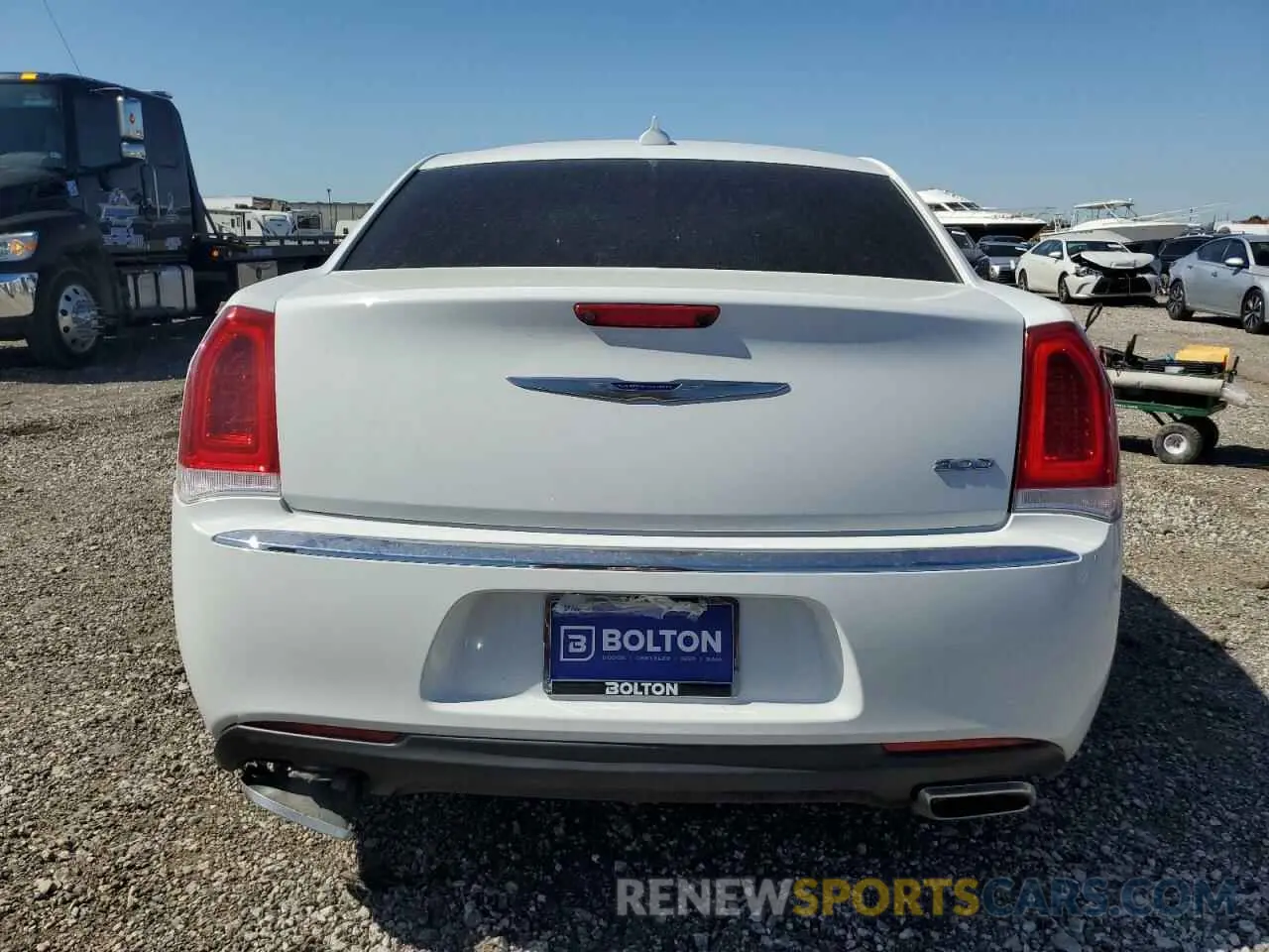 6 Photograph of a damaged car 2C3CCAAG2LH103057 CHRYSLER 300 2020
