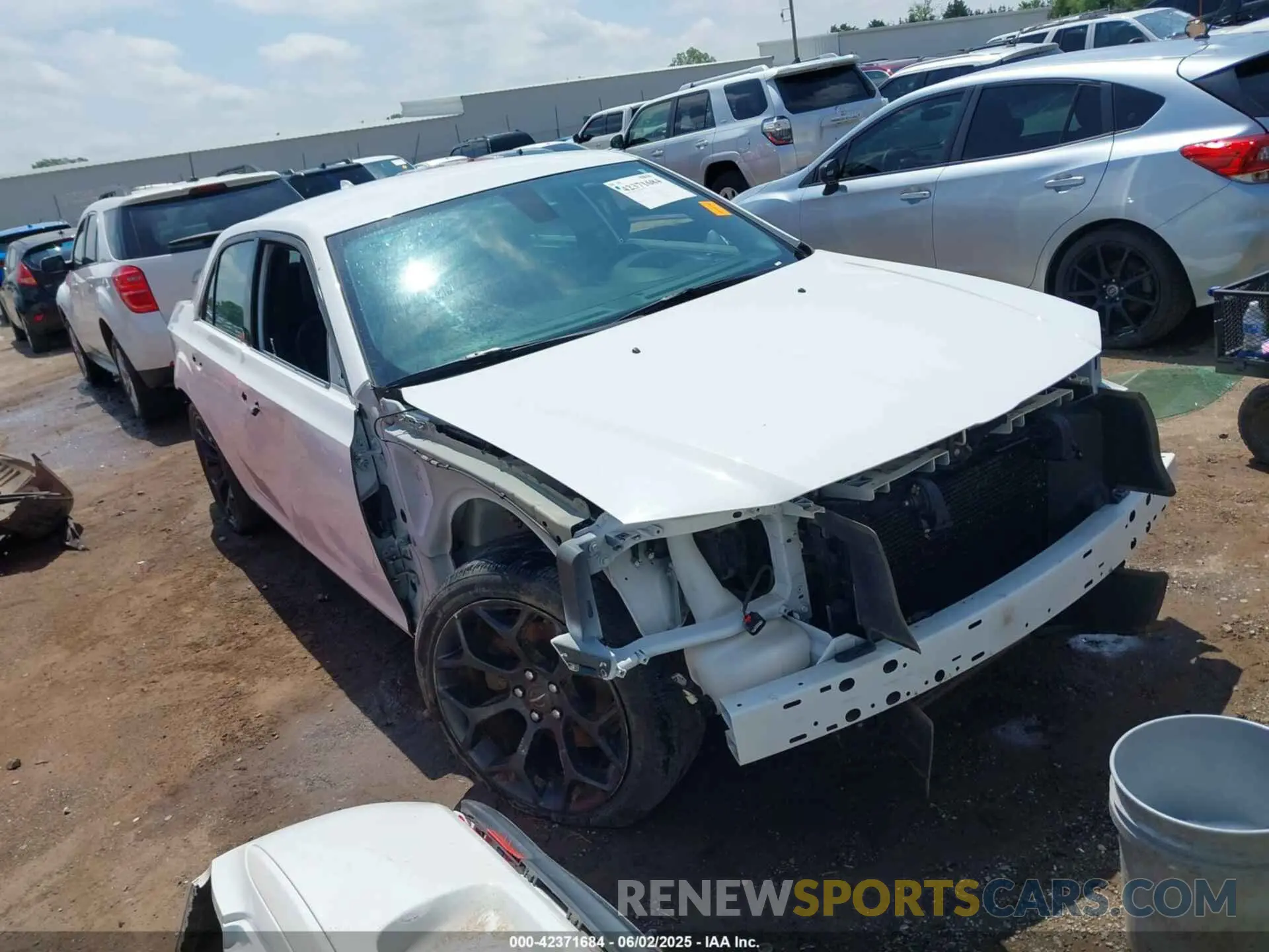 1 Photograph of a damaged car 2C3CCAAG7LH123045 CHRYSLER 300 2020
