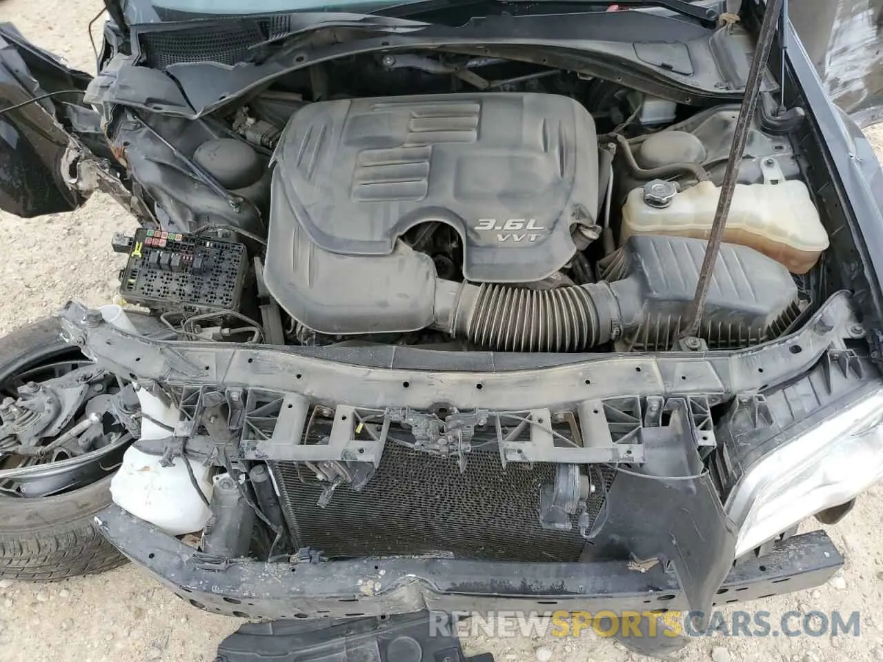 11 Photograph of a damaged car 2C3CCAAG7LH168633 CHRYSLER 300 2020