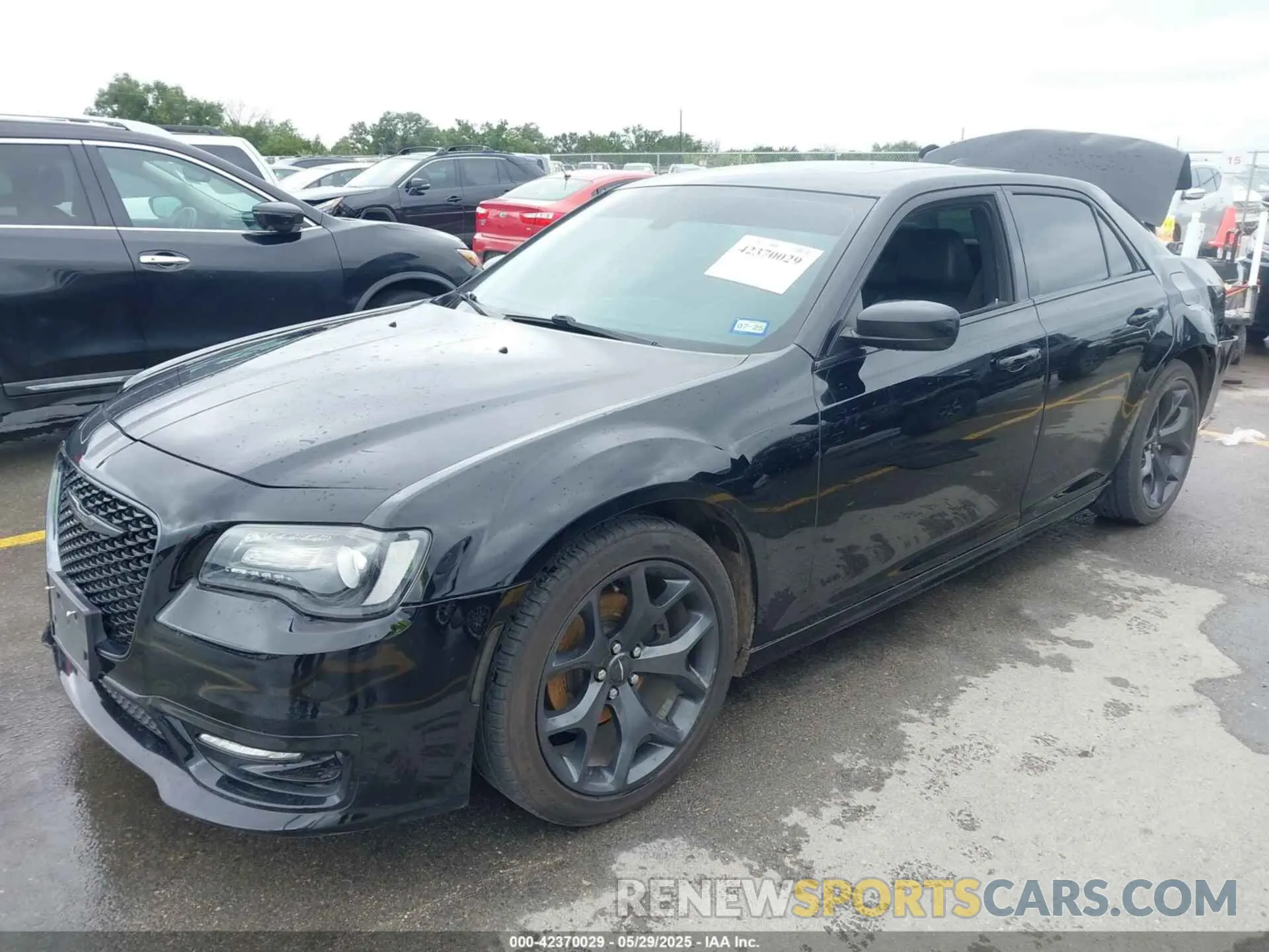 2 Photograph of a damaged car 2C3CCAAG8LH233604 CHRYSLER 300 2020
