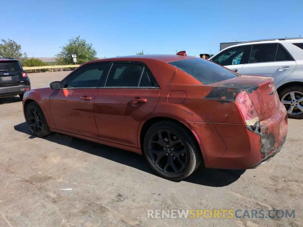 2 Photograph of a damaged car 2C3CCAAG9LH175566 CHRYSLER 300 2020