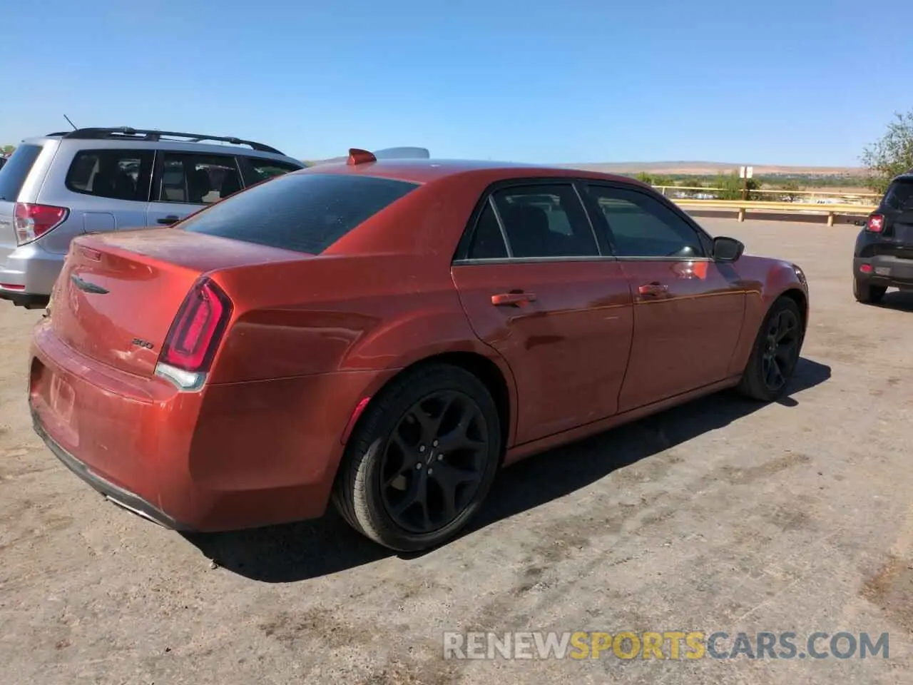 3 Photograph of a damaged car 2C3CCAAG9LH175566 CHRYSLER 300 2020