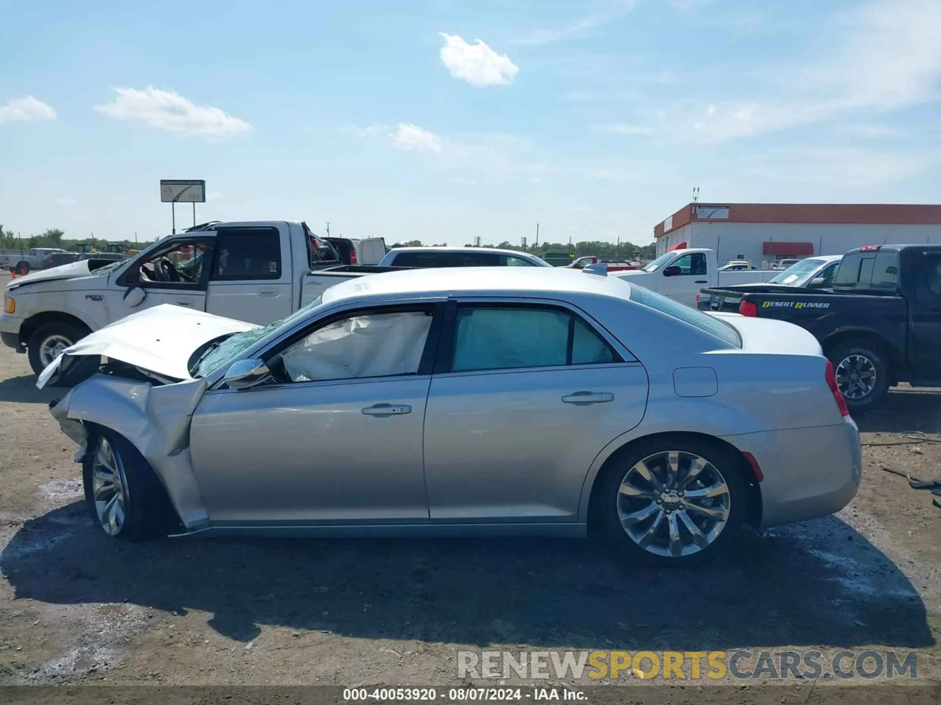 14 Photograph of a damaged car 2C3CCAAG9LH239296 CHRYSLER 300 2020
