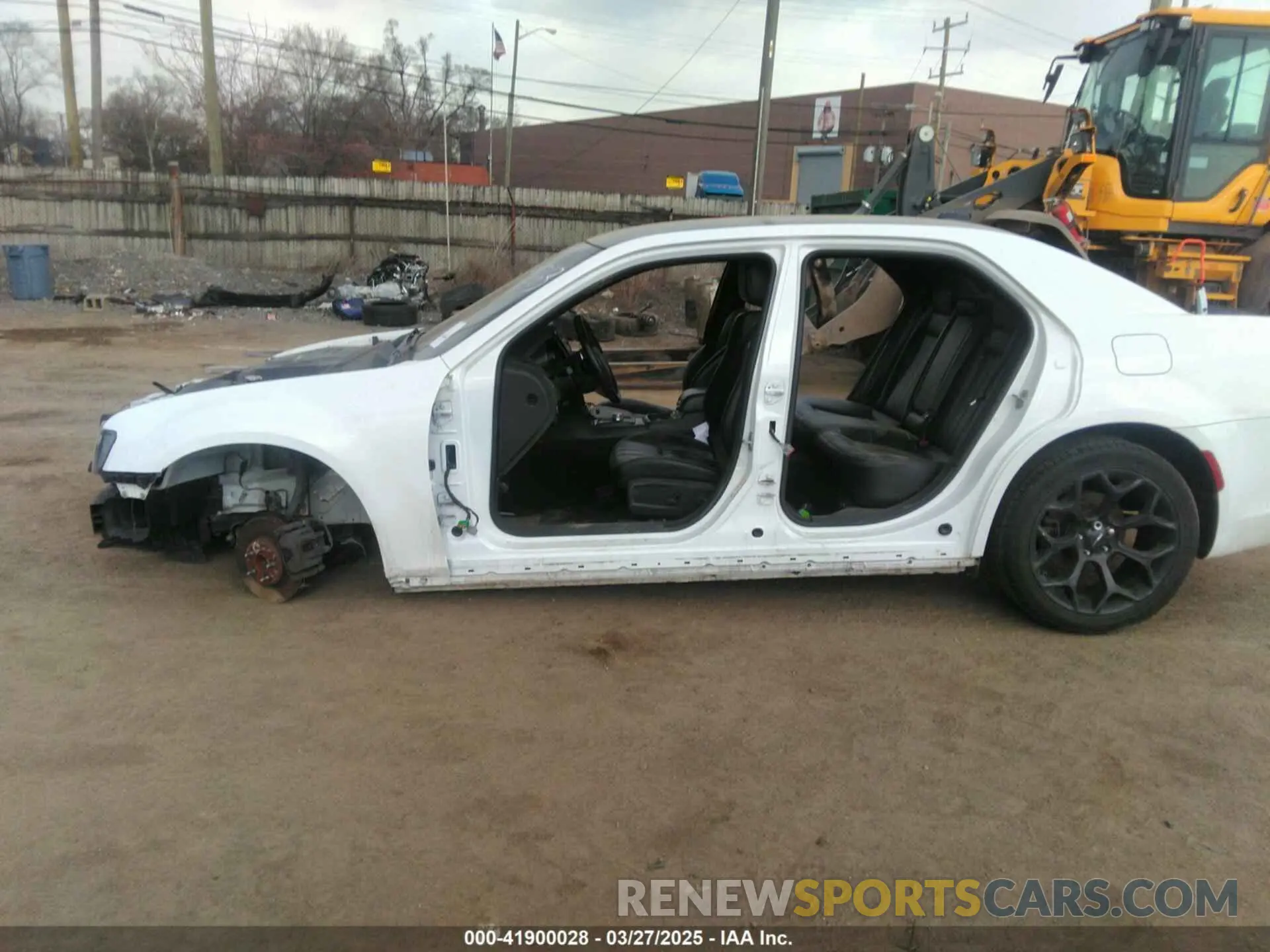 13 Photograph of a damaged car 2C3CCABG8LH141763 CHRYSLER 300 2020