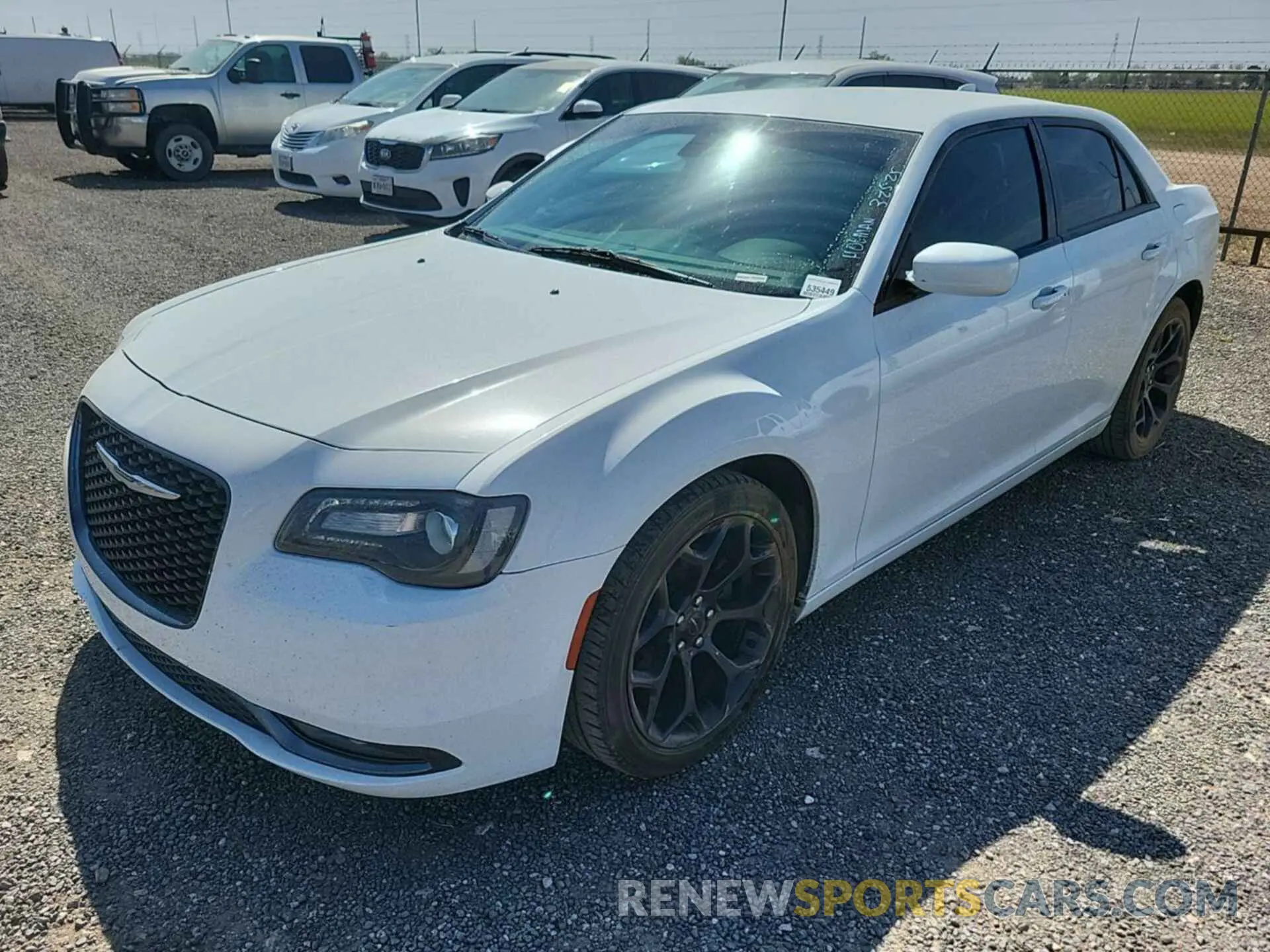 7 Photograph of a damaged car 2C3CCABGXLH103032 CHRYSLER 300 2020