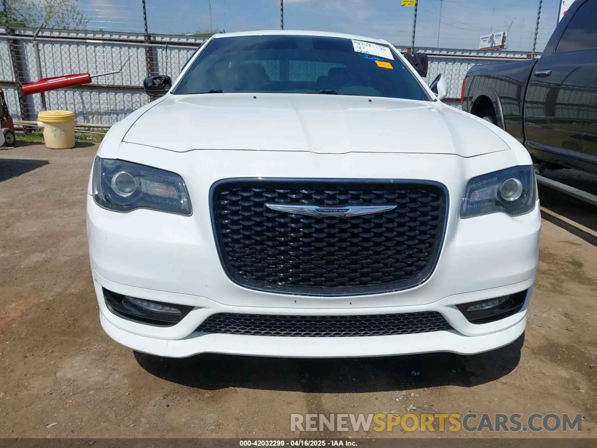 12 Photograph of a damaged car 2C3CCABT9LH168564 CHRYSLER 300 2020