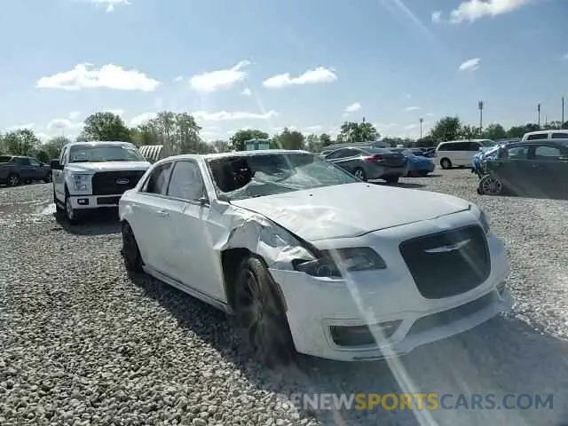 13 Photograph of a damaged car 2C3CCABTXLH145889 CHRYSLER 300 2020