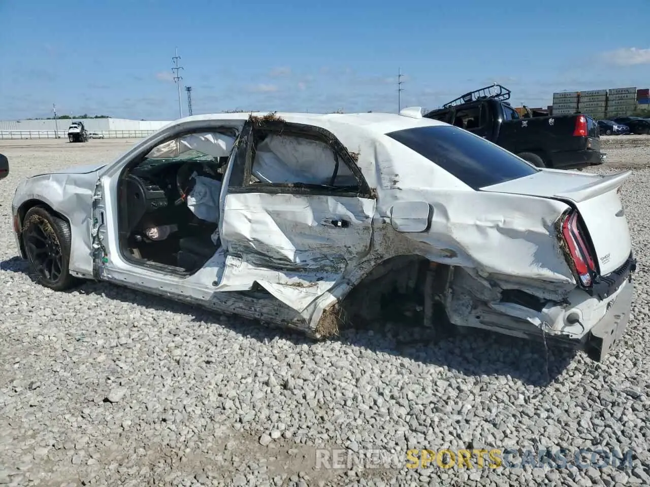 2 Photograph of a damaged car 2C3CCABTXLH145889 CHRYSLER 300 2020