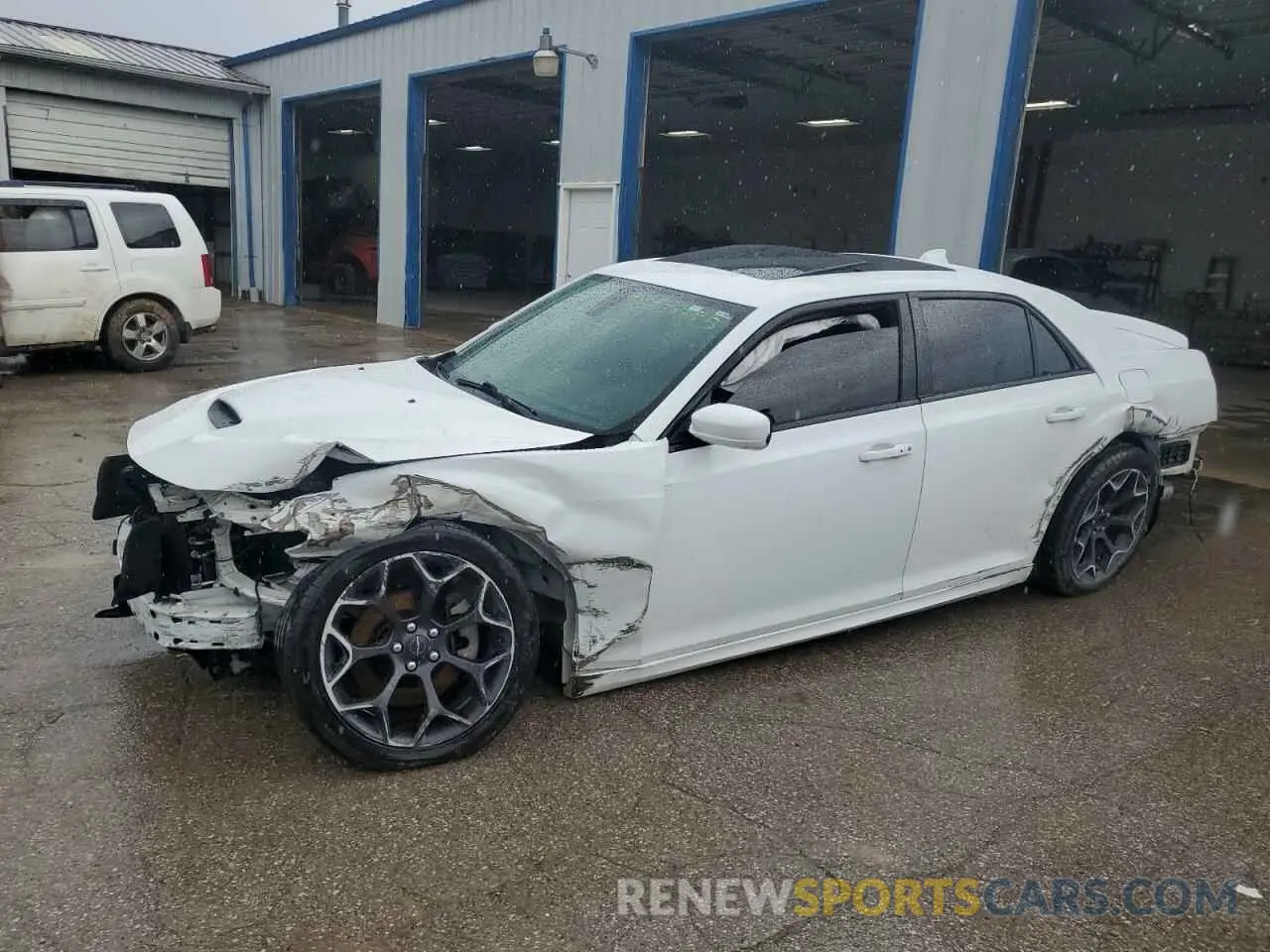 1 Photograph of a damaged car 2C3CCABTXLH239089 CHRYSLER 300 2020