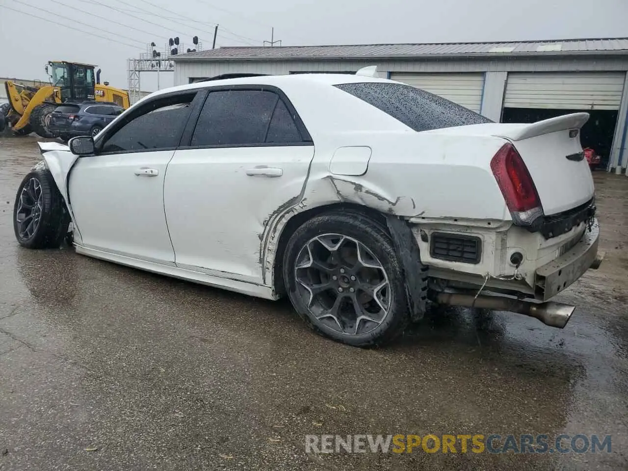 2 Photograph of a damaged car 2C3CCABTXLH239089 CHRYSLER 300 2020