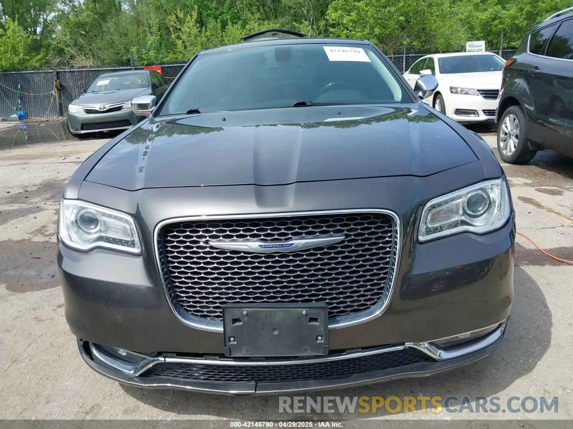 12 Photograph of a damaged car 2C3CCAEG2LH154486 CHRYSLER 300 2020