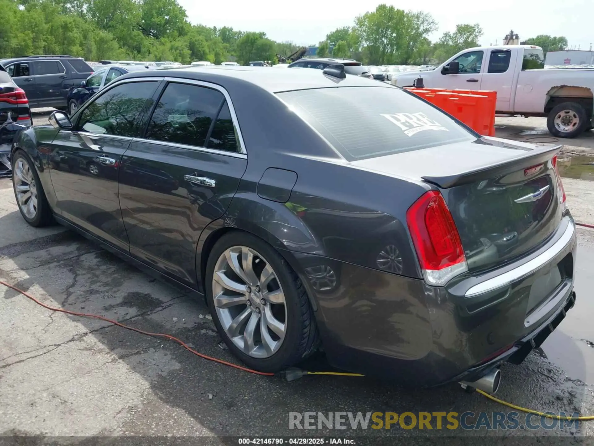 3 Photograph of a damaged car 2C3CCAEG2LH154486 CHRYSLER 300 2020