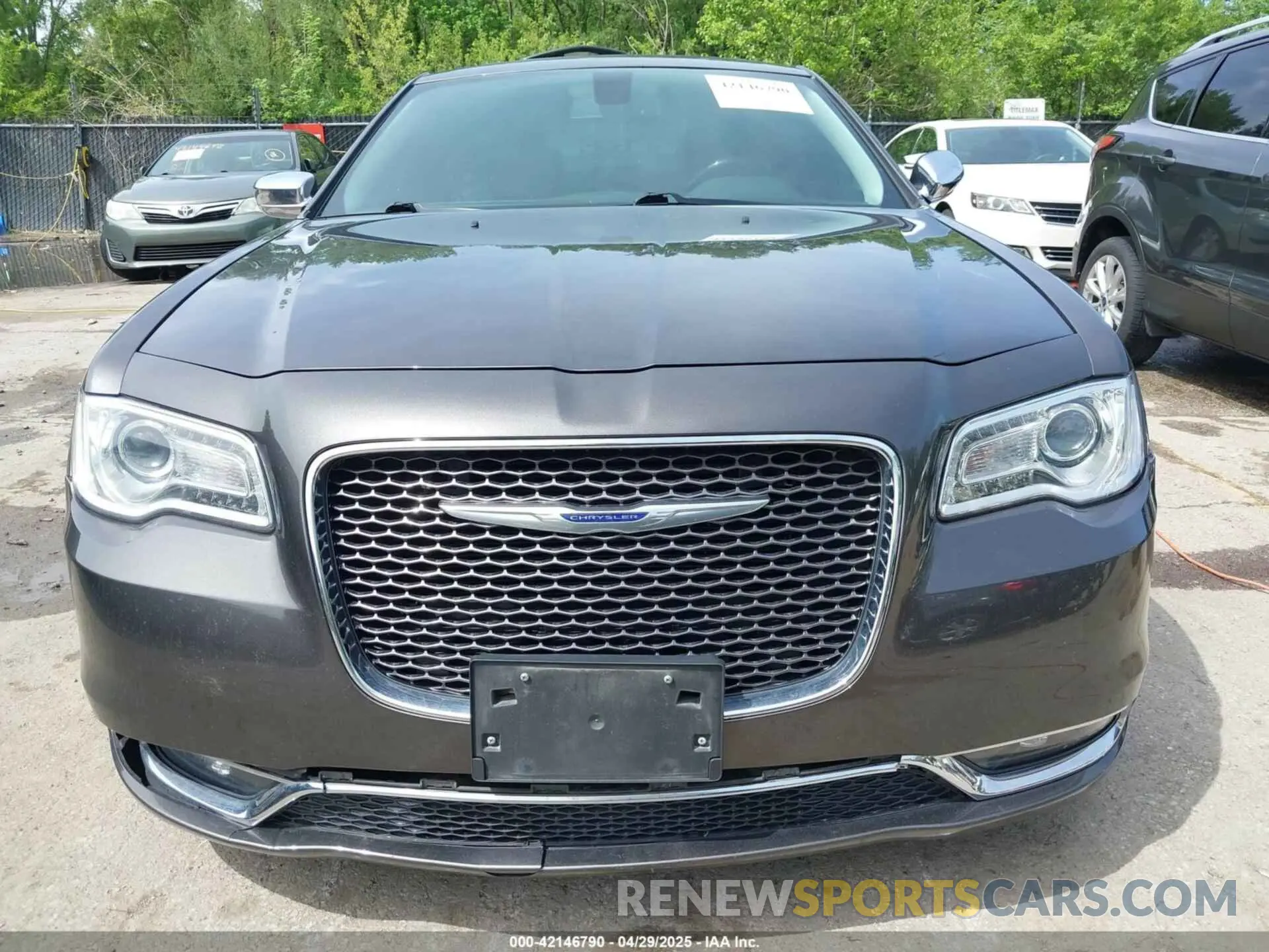 6 Photograph of a damaged car 2C3CCAEG2LH154486 CHRYSLER 300 2020
