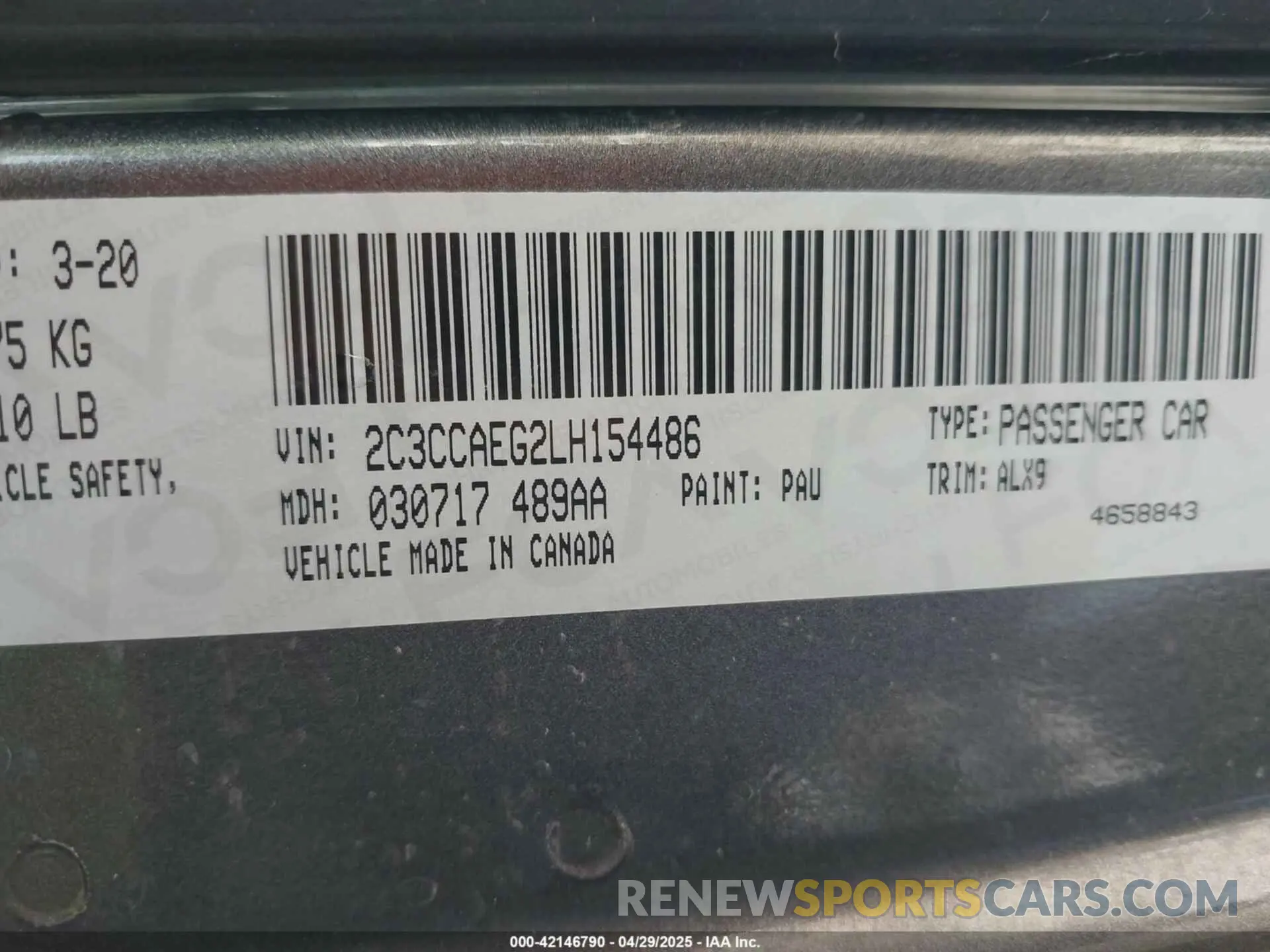 9 Photograph of a damaged car 2C3CCAEG2LH154486 CHRYSLER 300 2020