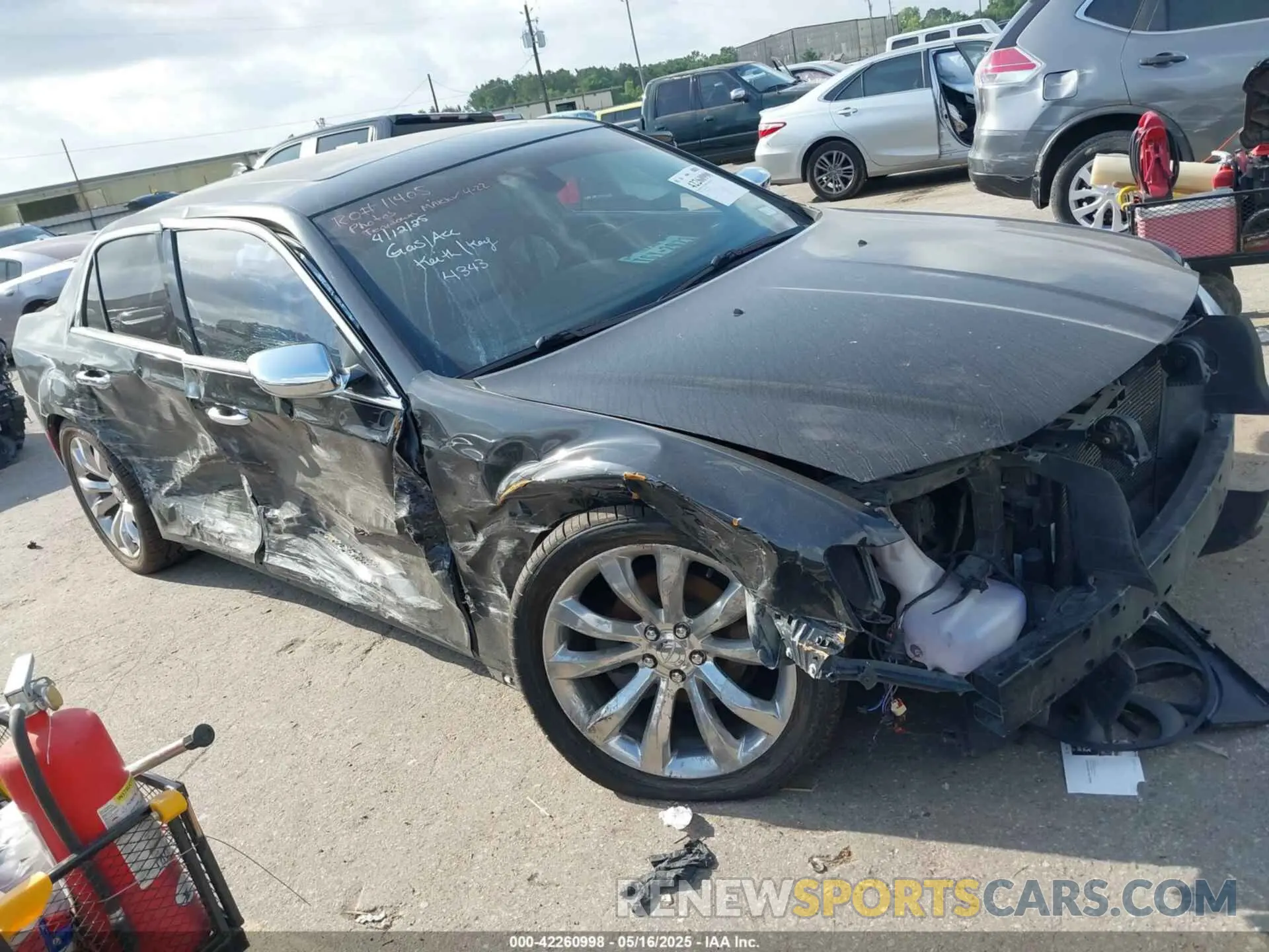 1 Photograph of a damaged car 2C3CCAEG6LH124343 CHRYSLER 300 2020