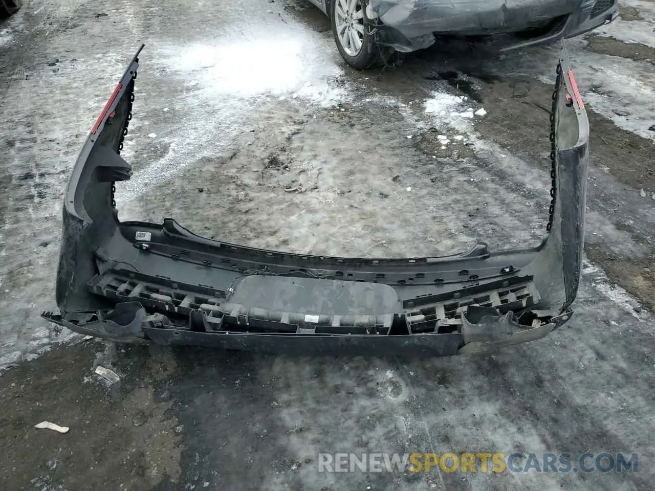 12 Photograph of a damaged car 2C3CCAGG4LH131580 CHRYSLER 300 2020