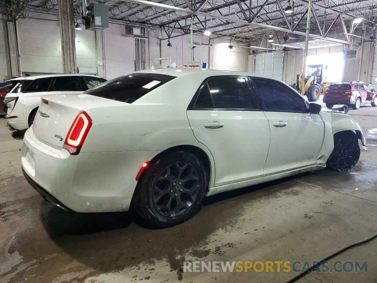 3 Photograph of a damaged car 2C3CCAGG7LH150964 CHRYSLER 300 2020