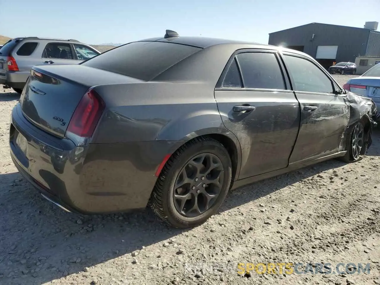 3 Photograph of a damaged car 2C3CCAGGXLH154975 CHRYSLER 300 2020