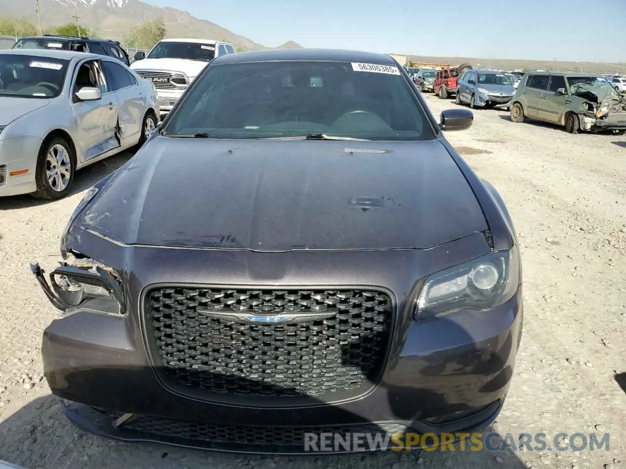 5 Photograph of a damaged car 2C3CCAGGXLH154975 CHRYSLER 300 2020
